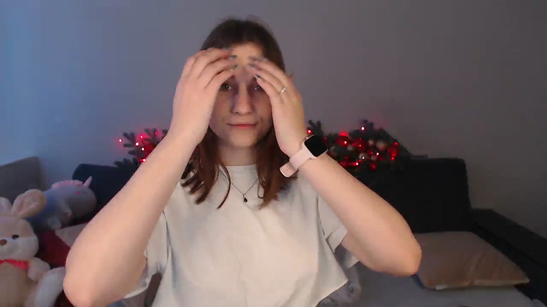 Gallery image thumbnail from LaneyGrey's myfreecams stream on, 12/22/2023, 11:05 image 14 of 20