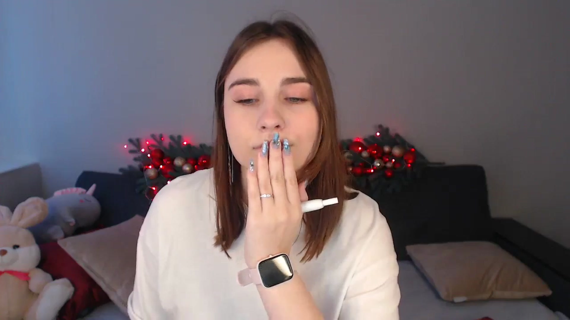 Gallery image thumbnail from LaneyGrey's myfreecams stream on, 12/22/2023, 11:05 image 5 of 20