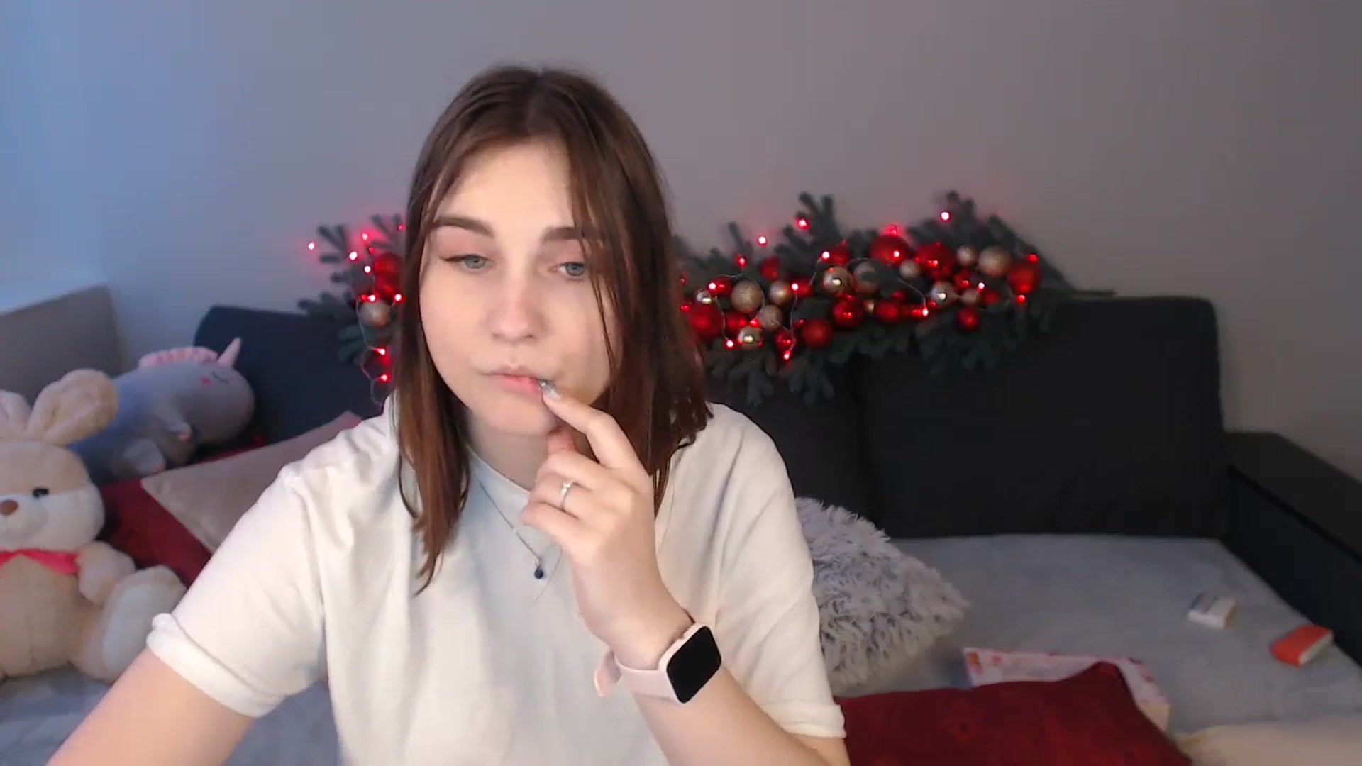 Gallery image thumbnail from LaneyGrey's myfreecams stream on, 12/22/2023, 11:42 image 18 of 20