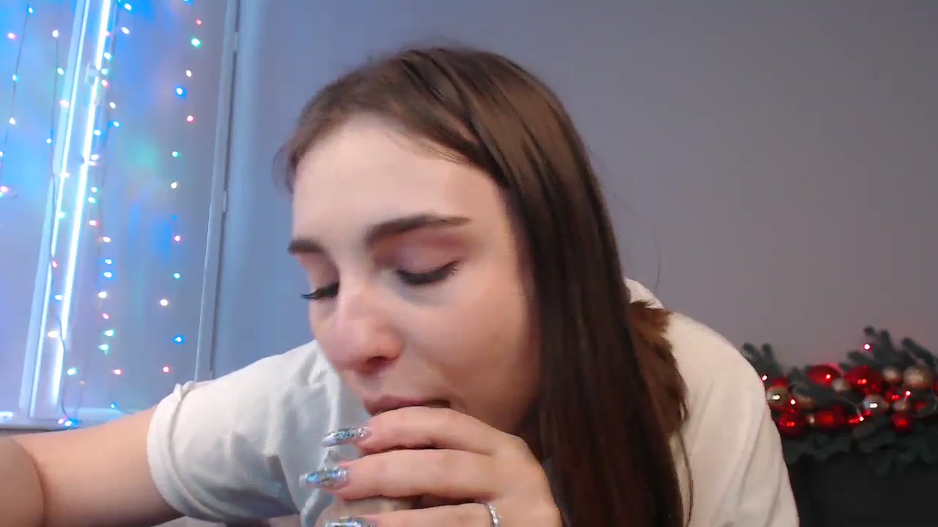 Gallery image thumbnail from LaneyGrey's myfreecams stream on, 12/22/2023, 13:05 image 5 of 20