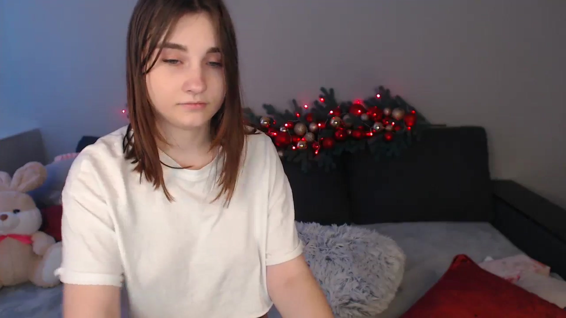 Gallery image thumbnail from LaneyGrey's myfreecams stream on, 12/22/2023, 14:27 image 5 of 20