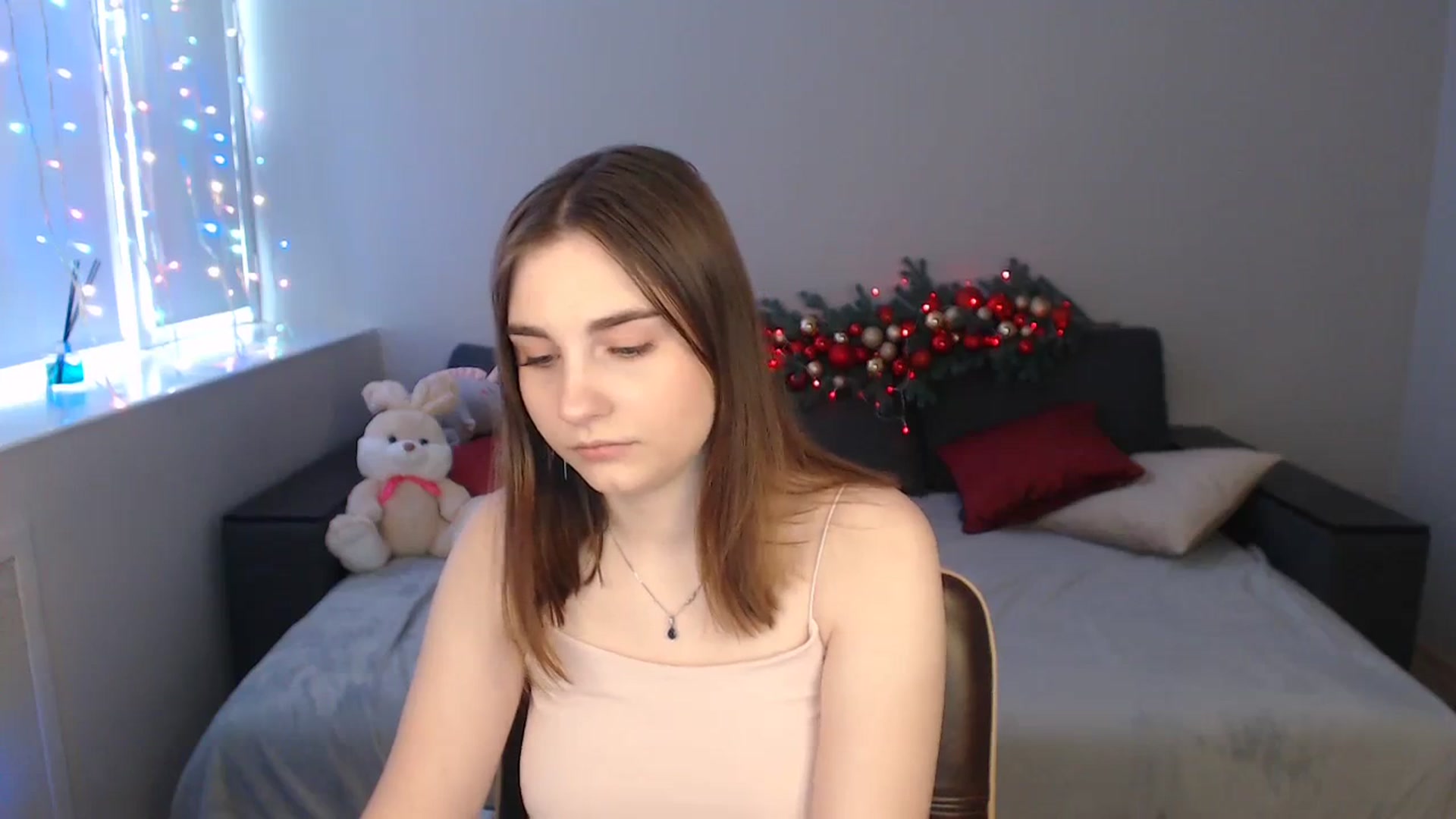Gallery image thumbnail from LaneyGrey's myfreecams stream on, 12/24/2023, 10:26 image 2 of 20