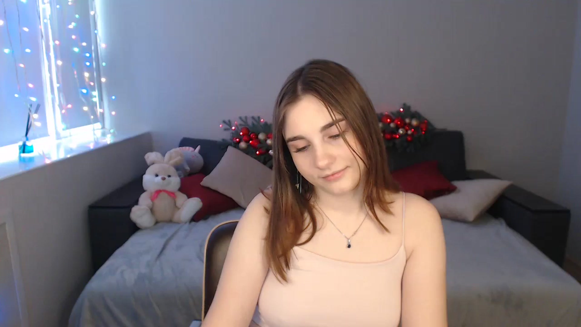 Gallery image thumbnail from LaneyGrey's myfreecams stream on, 12/24/2023, 10:26 image 3 of 20