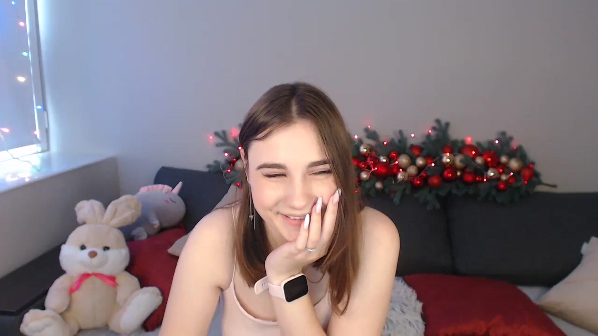 Gallery image thumbnail from LaneyGrey's myfreecams stream on, 12/24/2023, 10:26 image 10 of 20