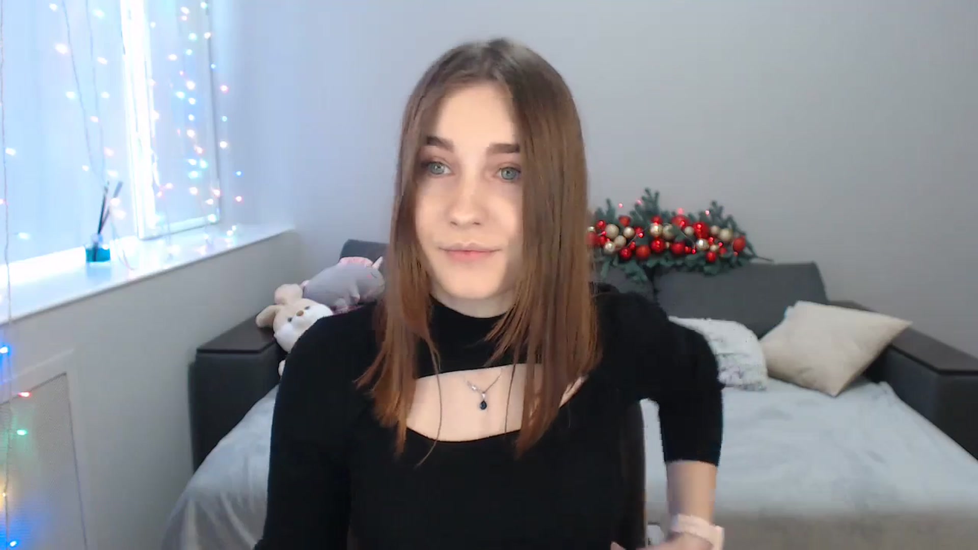 Gallery image thumbnail from LaneyGrey's myfreecams stream on, 12/25/2023, 09:55 image 2 of 20