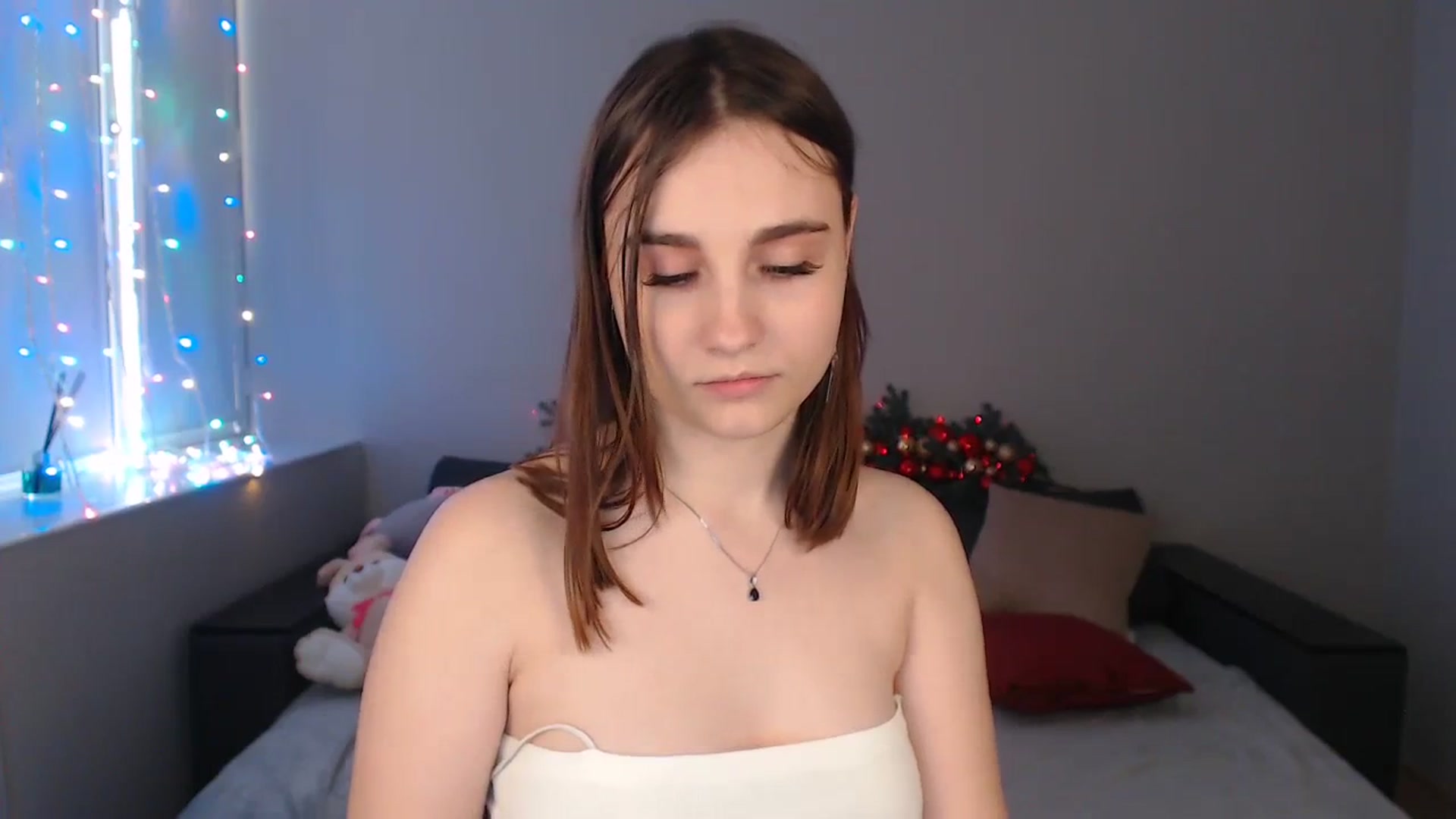 Gallery image thumbnail from LaneyGrey's myfreecams stream on, 12/26/2023, 13:50 image 18 of 20