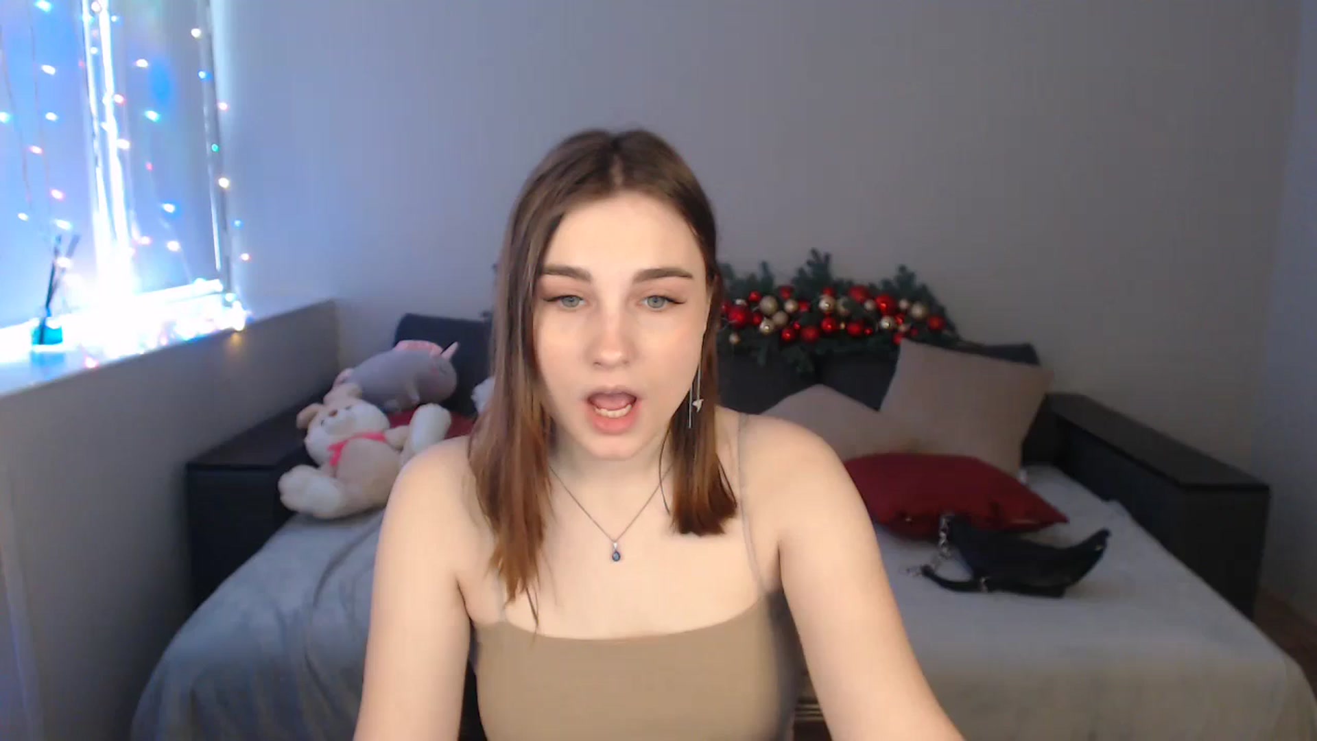 Gallery image thumbnail from LaneyGrey's myfreecams stream on, 12/27/2023, 10:48 image 1 of 20