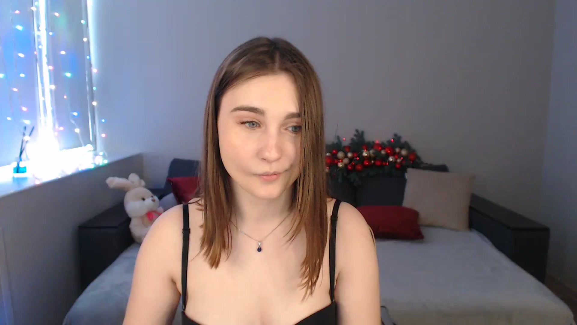 Gallery image thumbnail from LaneyGrey's myfreecams stream on, 01/05/2024, 11:03 image 17 of 20