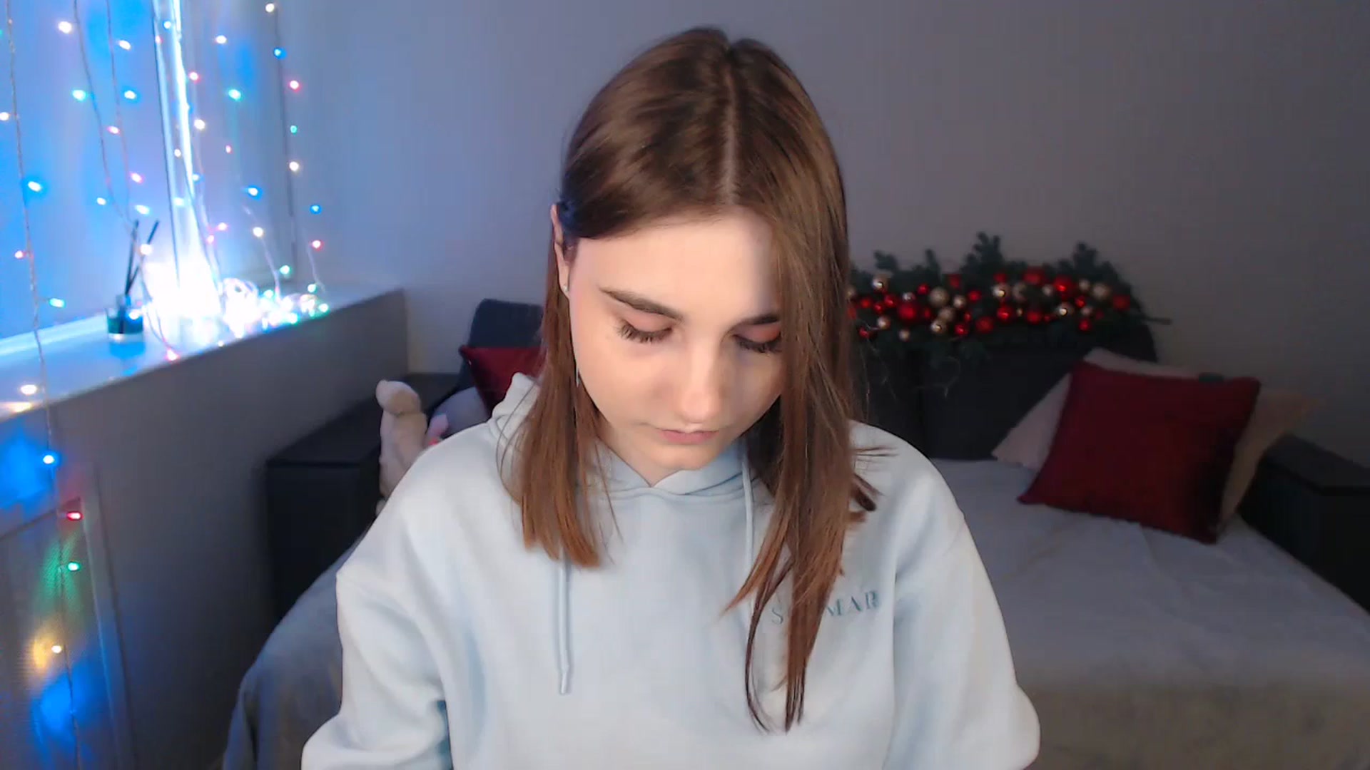 Gallery image thumbnail from LaneyGrey's myfreecams stream on, 01/07/2024, 09:22 image 7 of 20