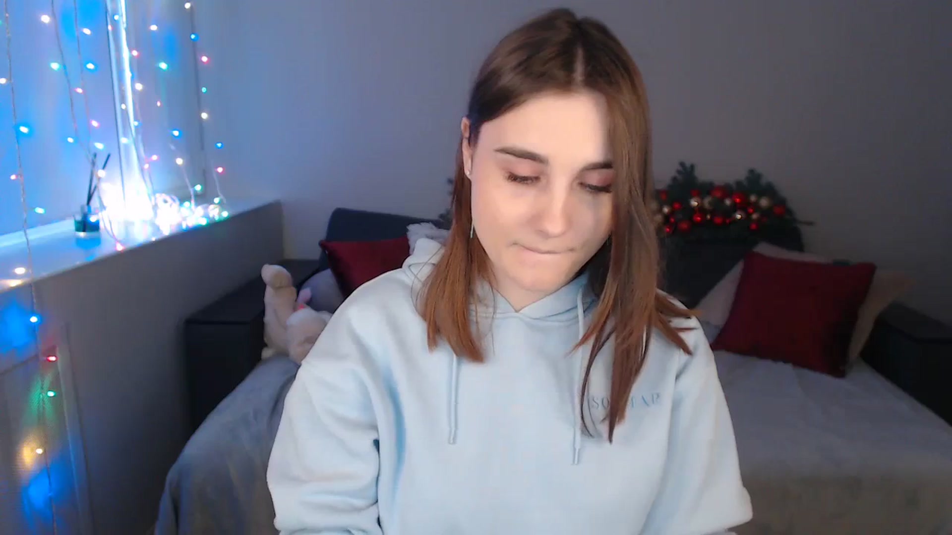 Gallery image thumbnail from LaneyGrey's myfreecams stream on, 01/07/2024, 09:22 image 4 of 20