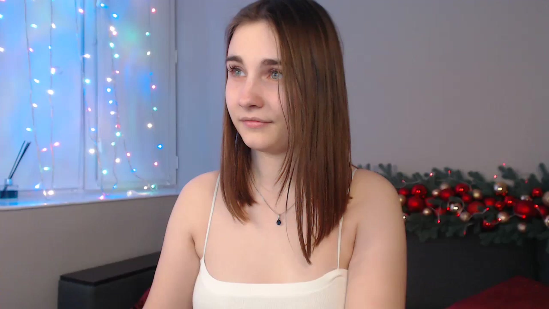 Gallery image thumbnail from LaneyGrey's myfreecams stream on, 01/07/2024, 14:32 image 13 of 20