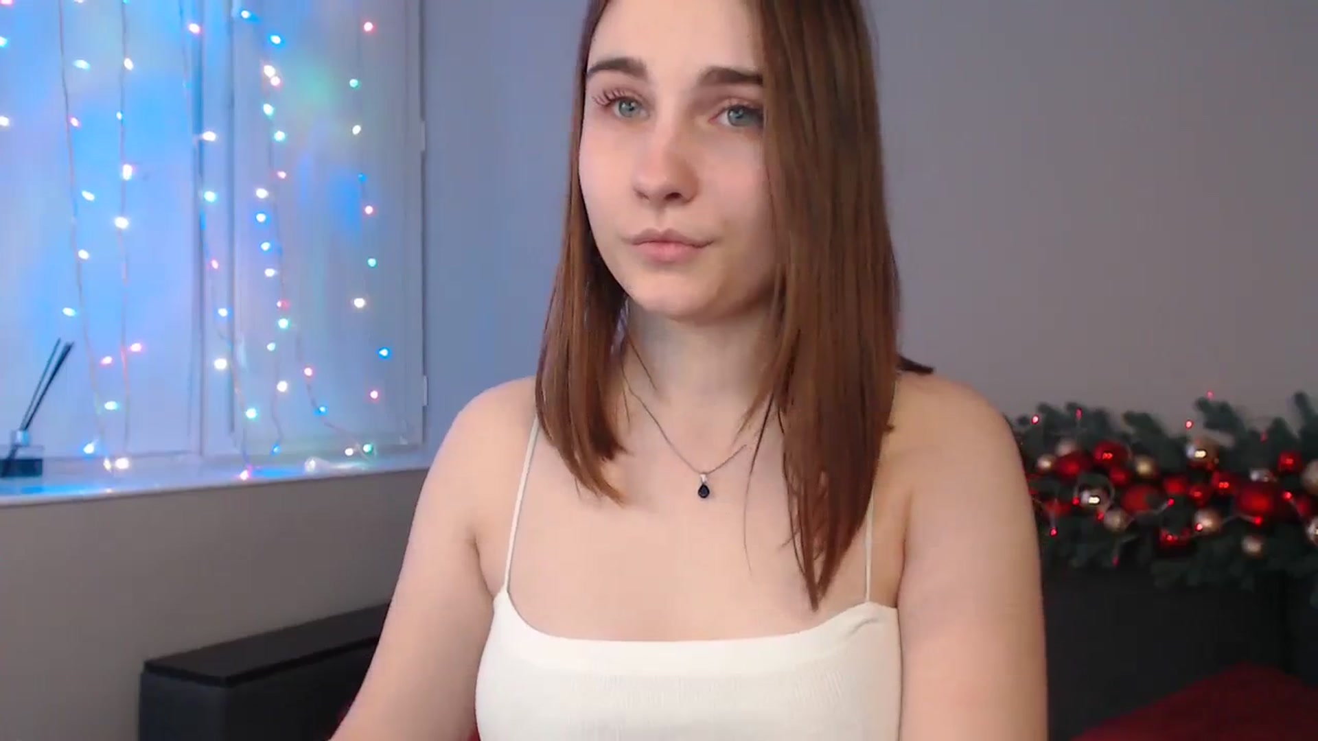 Gallery image thumbnail from LaneyGrey's myfreecams stream on, 01/07/2024, 14:32 image 12 of 20