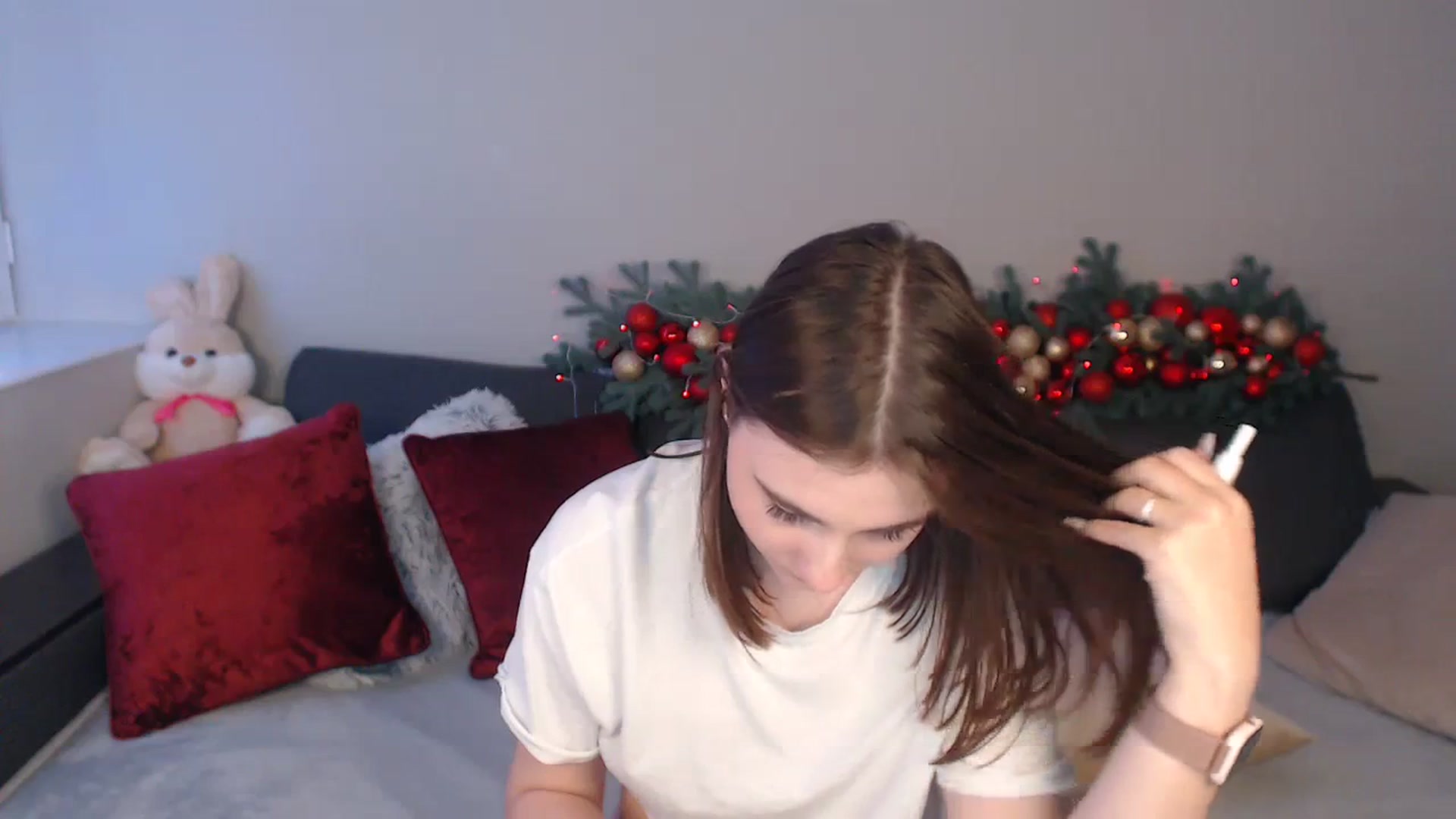Gallery image thumbnail from LaneyGrey's myfreecams stream on, 01/08/2024, 13:41 image 19 of 20