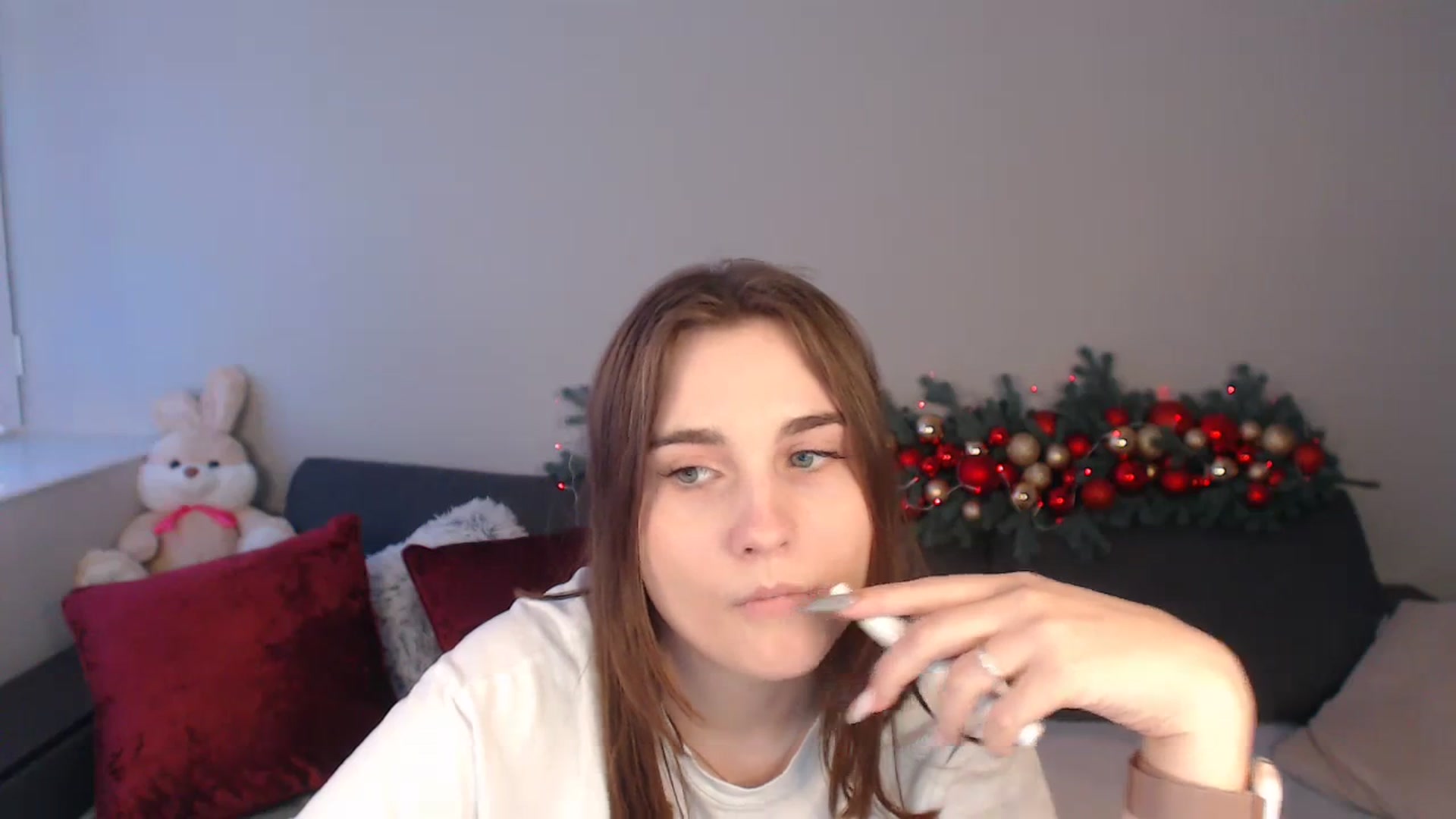 Gallery image thumbnail from LaneyGrey's myfreecams stream on, 01/08/2024, 13:41 image 18 of 20
