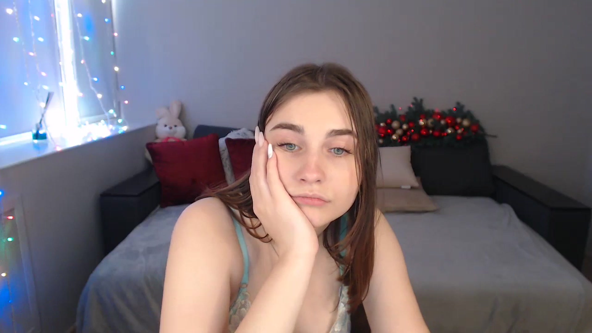 Gallery image thumbnail from LaneyGrey's myfreecams stream on, 01/09/2024, 14:11 image 12 of 20
