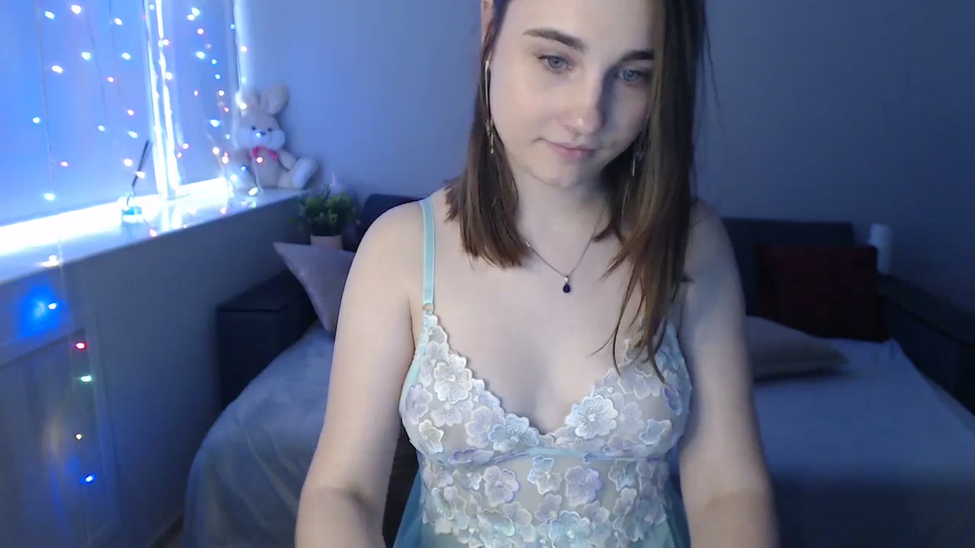 Gallery image thumbnail from LaneyGrey's myfreecams stream on, 01/17/2024, 11:13 image 17 of 20