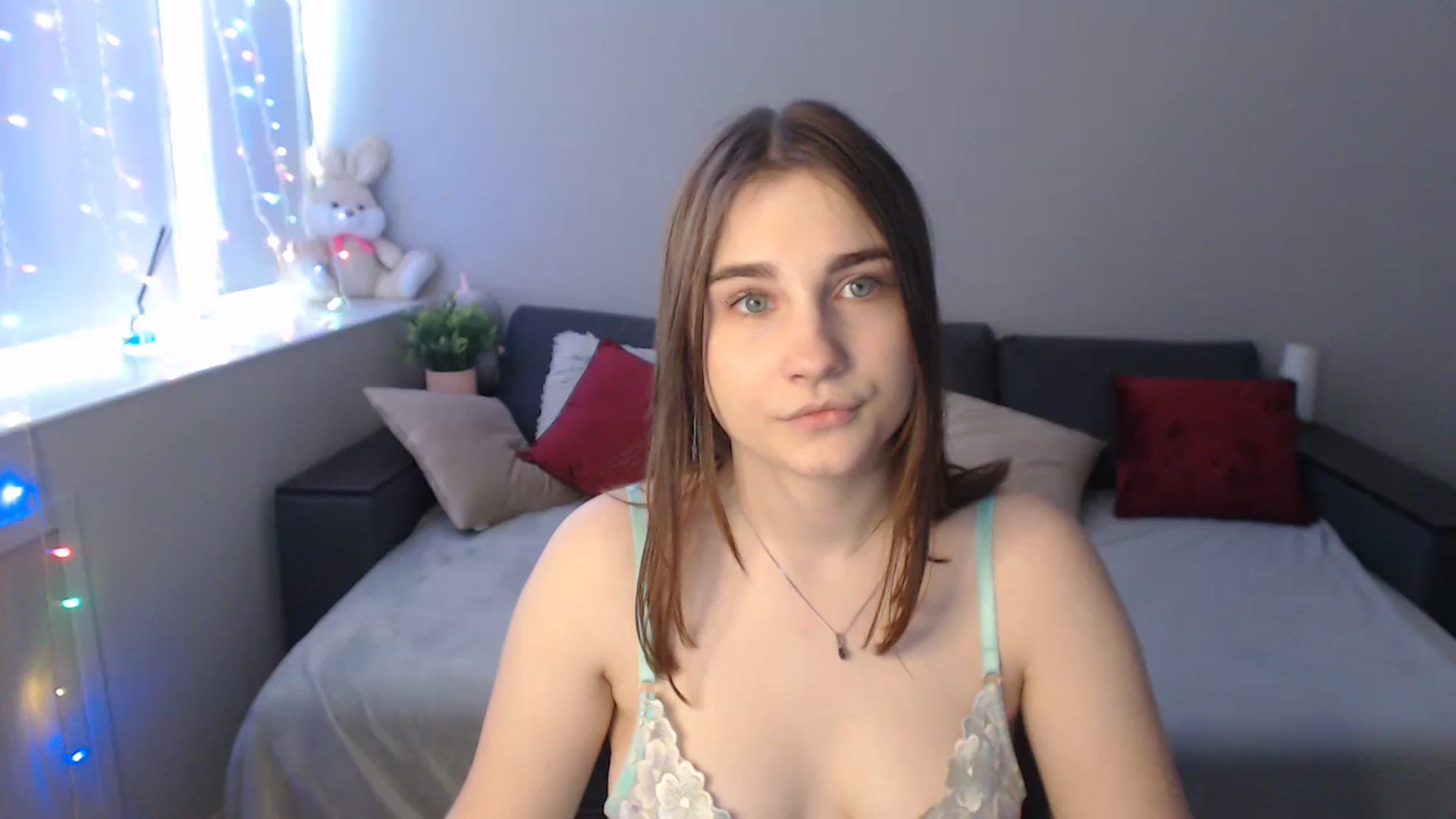 Gallery image thumbnail from LaneyGrey's myfreecams stream on, 01/17/2024, 12:21 image 4 of 20