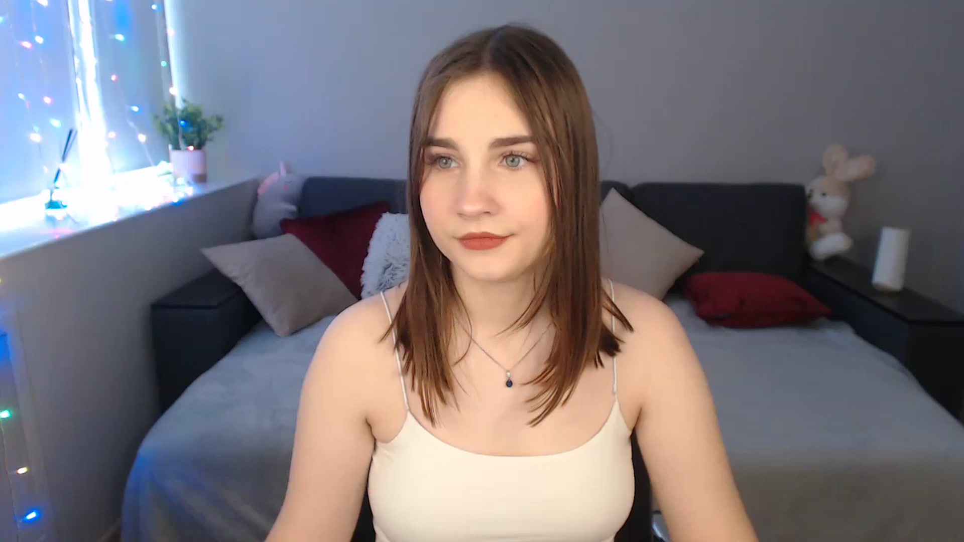 Gallery image thumbnail from LaneyGrey's myfreecams stream on, 01/24/2024, 12:01 image 4 of 20