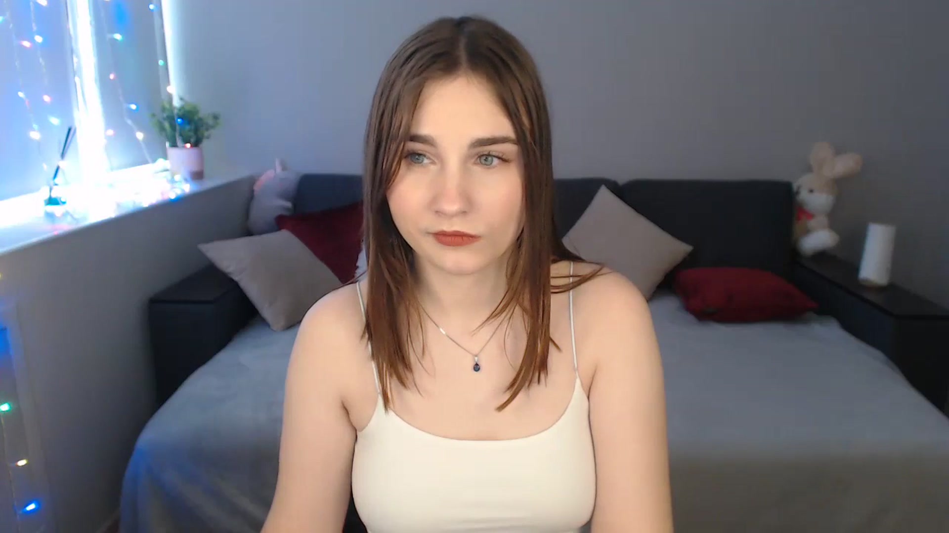 Gallery image thumbnail from LaneyGrey's myfreecams stream on, 01/24/2024, 12:01 image 7 of 20