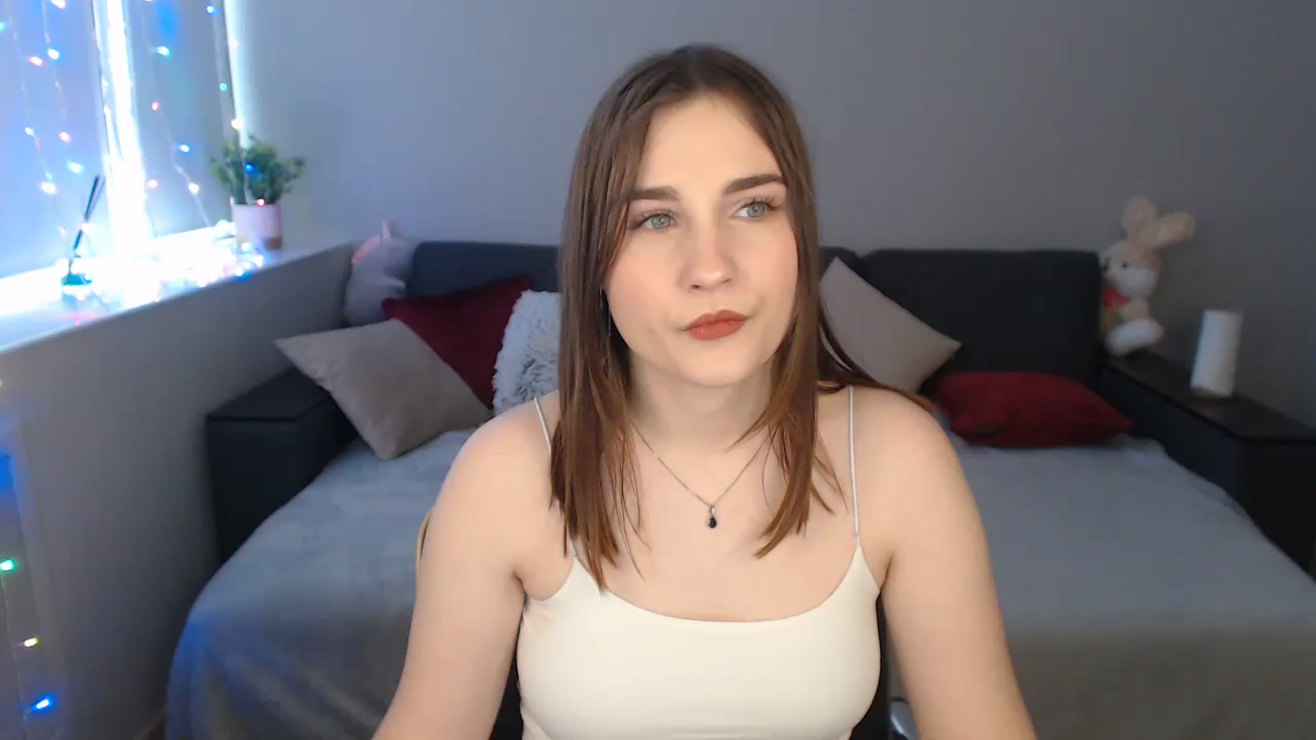 Gallery image thumbnail from LaneyGrey's myfreecams stream on, 01/24/2024, 12:01 image 8 of 20