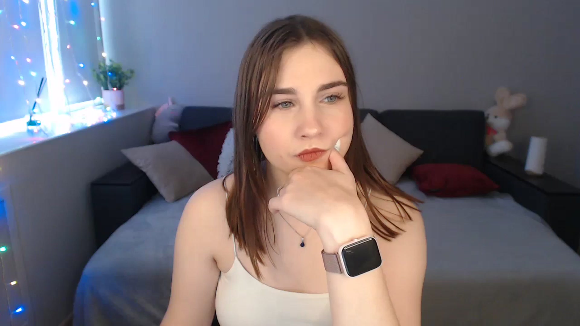Gallery image thumbnail from LaneyGrey's myfreecams stream on, 01/24/2024, 12:01 image 6 of 20