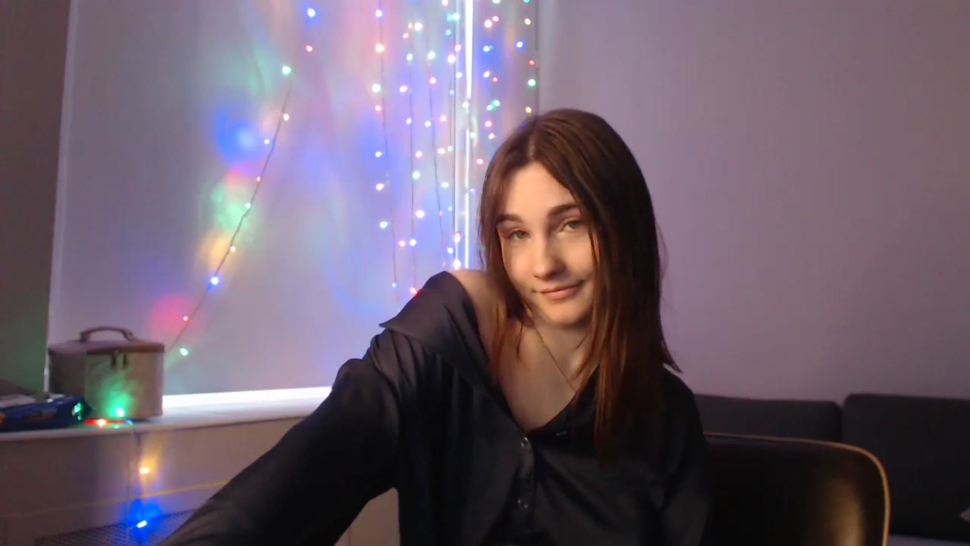 Gallery image thumbnail from LaneyGrey's myfreecams stream on, 01/29/2024, 11:23 image 19 of 20