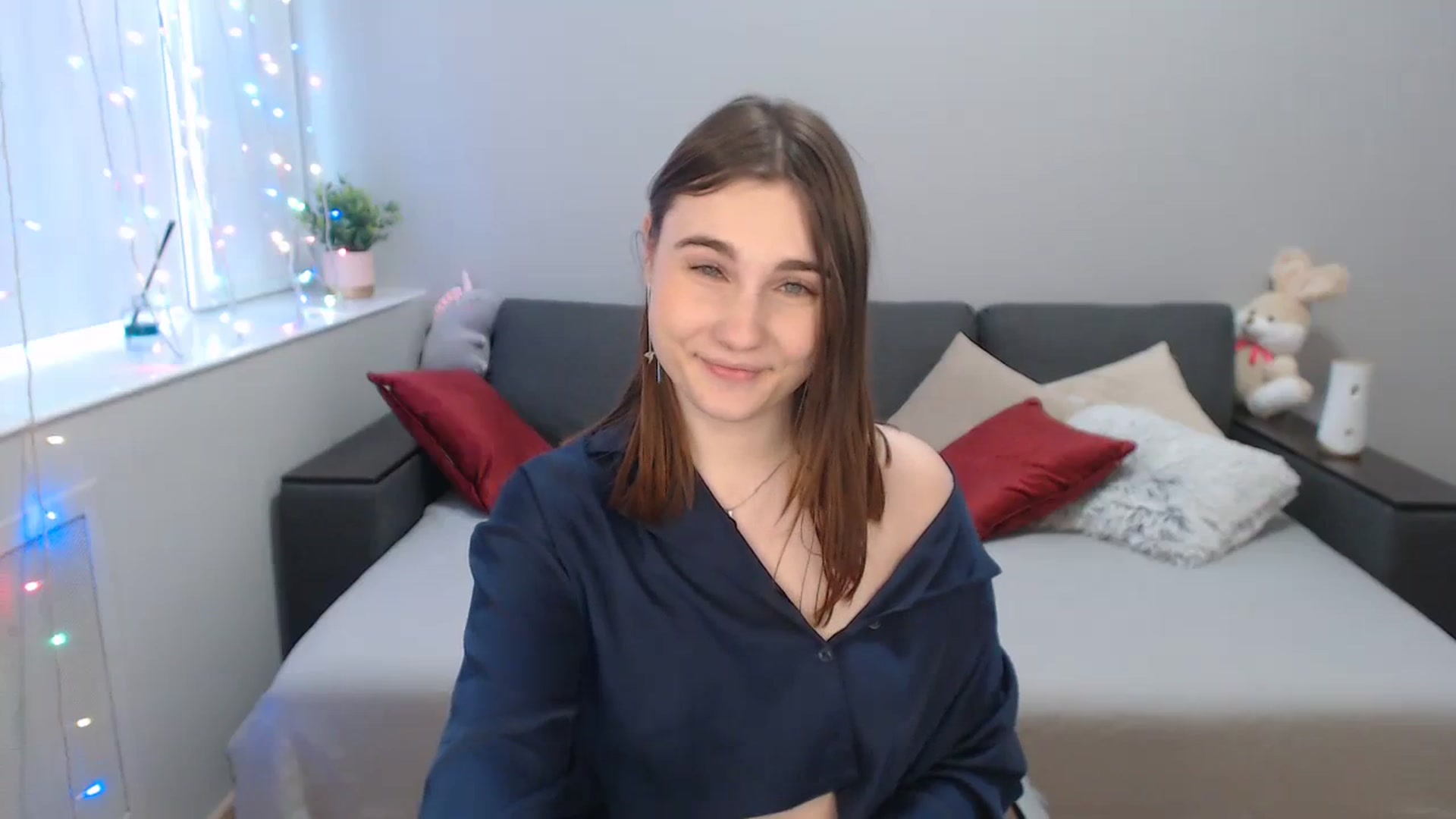 Gallery image thumbnail from LaneyGrey's myfreecams stream on, 01/29/2024, 13:22 image 4 of 20