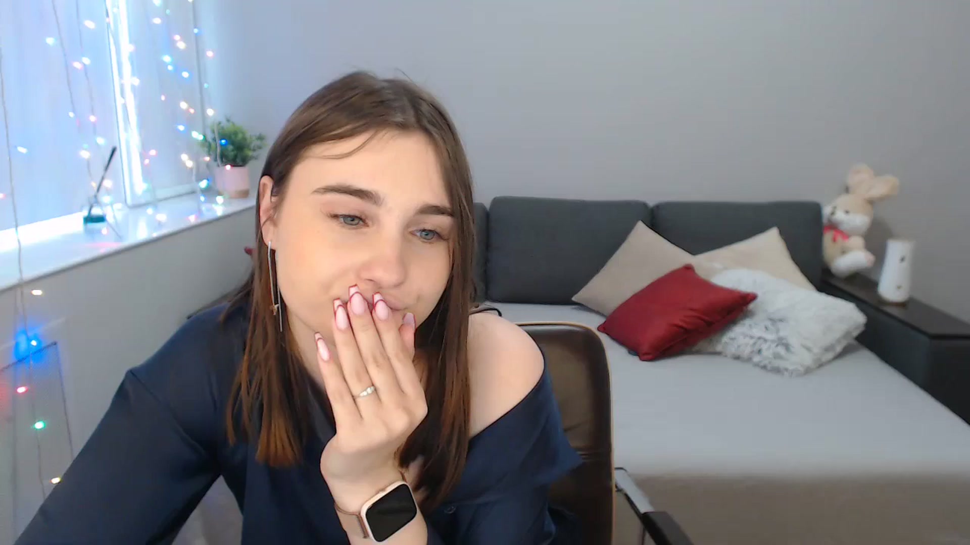 Gallery image thumbnail from LaneyGrey's myfreecams stream on, 01/29/2024, 13:22 image 8 of 20