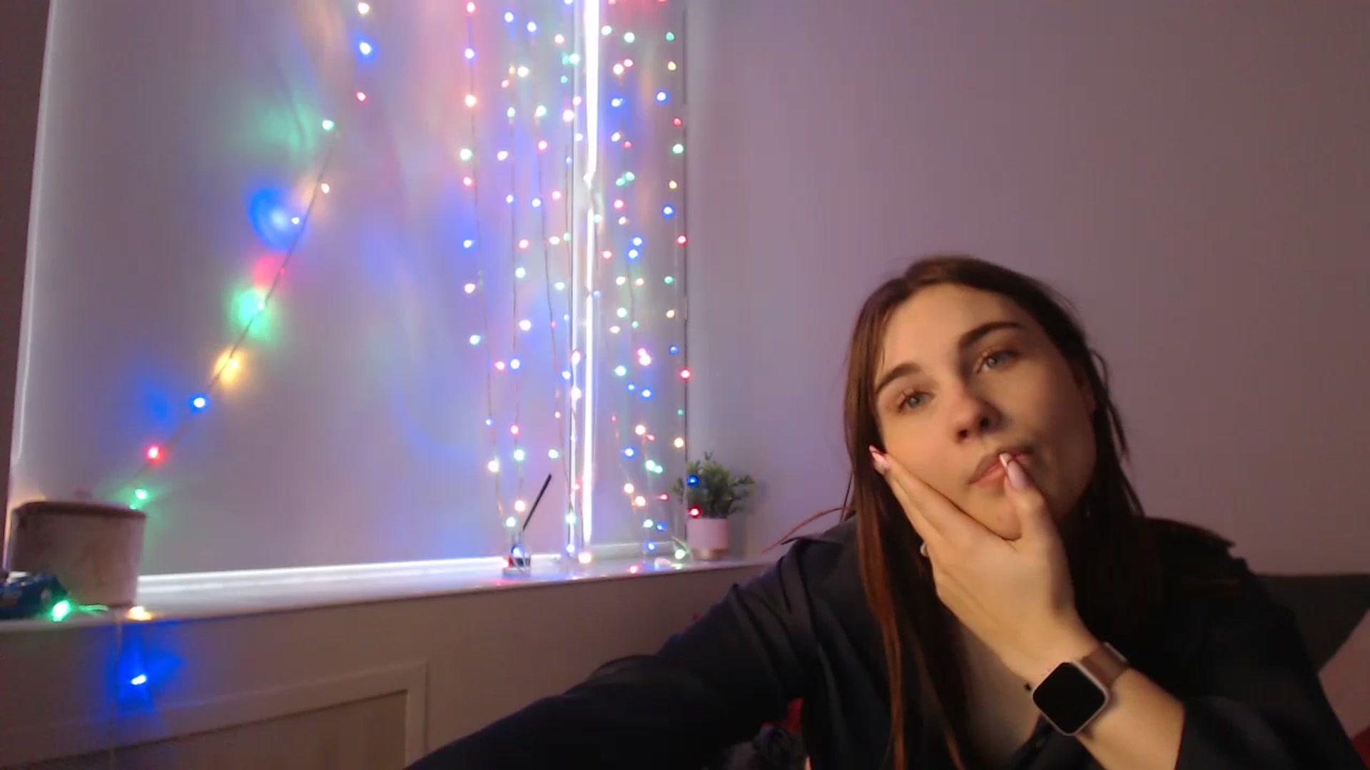 Gallery image thumbnail from LaneyGrey's myfreecams stream on, 01/29/2024, 14:15 image 15 of 20