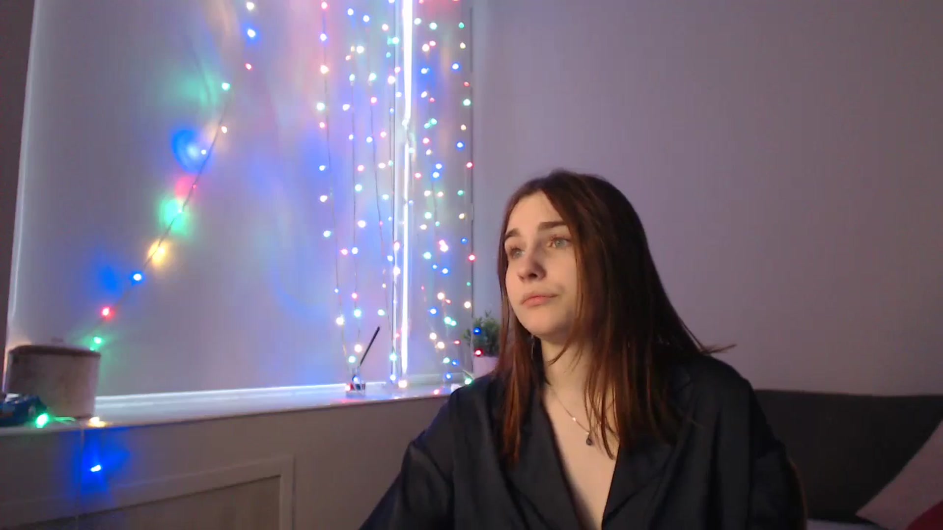 Gallery image thumbnail from LaneyGrey's myfreecams stream on, 01/29/2024, 14:36 image 12 of 20