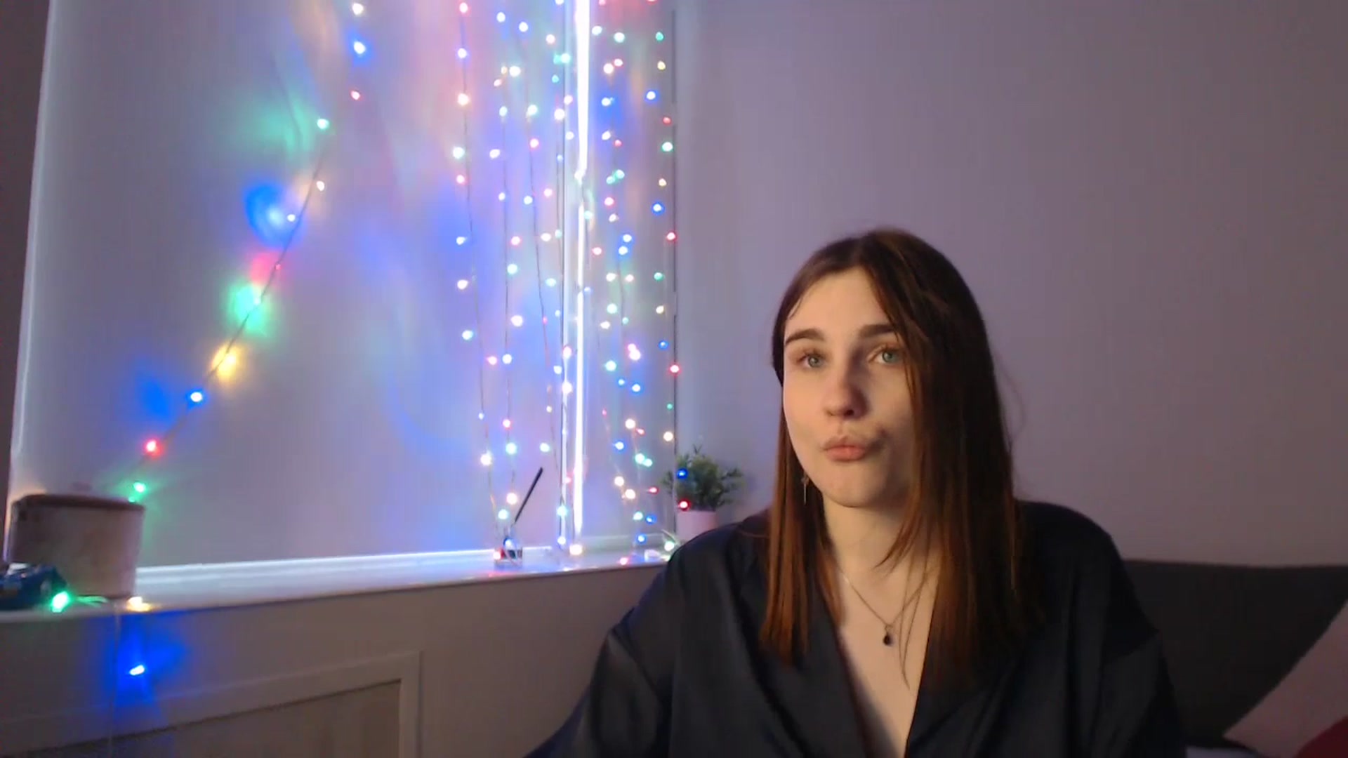 Gallery image thumbnail from LaneyGrey's myfreecams stream on, 01/29/2024, 14:36 image 11 of 20