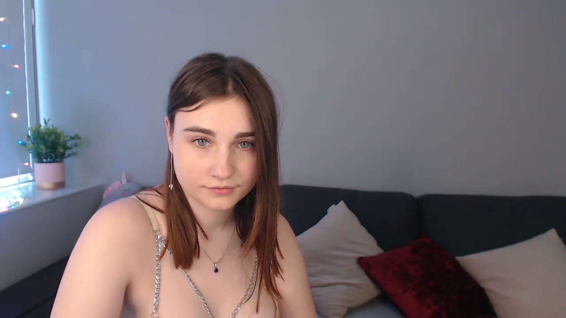 Gallery image thumbnail from LaneyGrey's myfreecams stream on, 01/31/2024, 12:30 image 4 of 20