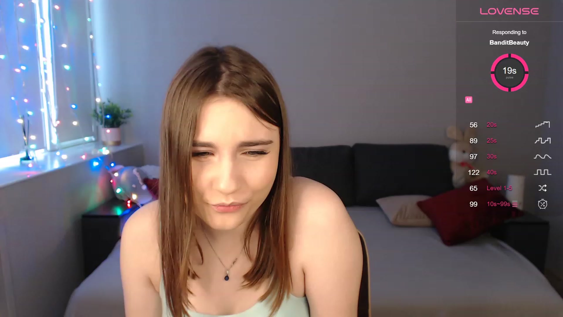 Gallery image thumbnail from LaneyGrey's myfreecams stream on, 02/13/2024, 10:12 image 3 of 20