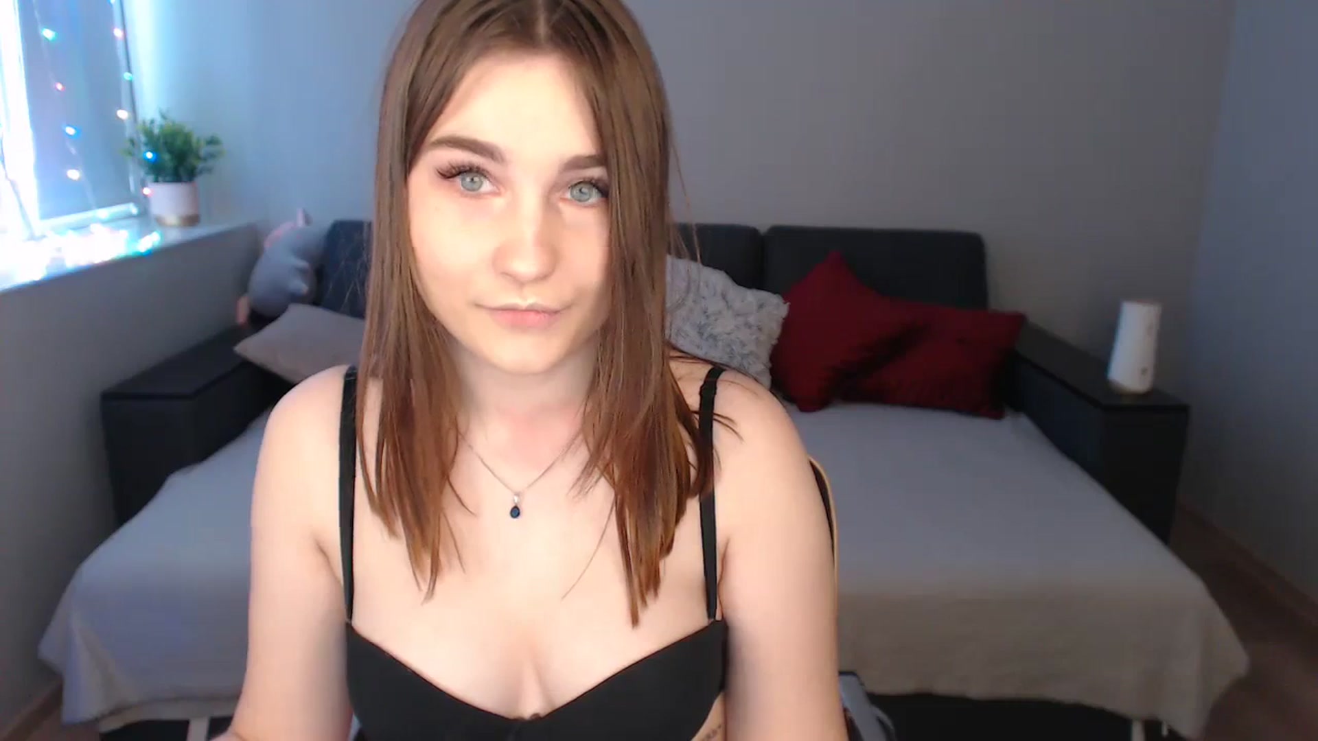 Gallery image thumbnail from LaneyGrey's myfreecams stream on, 03/01/2024, 10:09 image 11 of 20