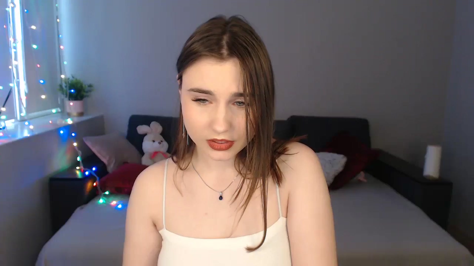 Gallery image thumbnail from LaneyGrey's myfreecams stream on, 03/05/2024, 11:14 image 3 of 20