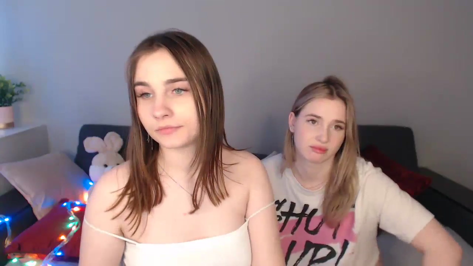 Gallery image thumbnail from LaneyGrey's myfreecams stream on, 03/05/2024, 14:07 image 10 of 20