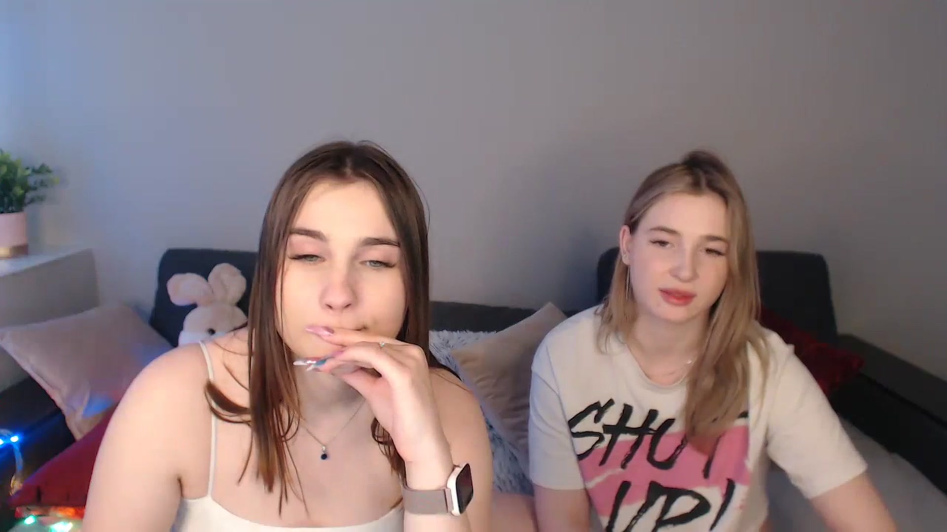 Gallery image thumbnail from LaneyGrey's myfreecams stream on, 03/05/2024, 14:07 image 15 of 20