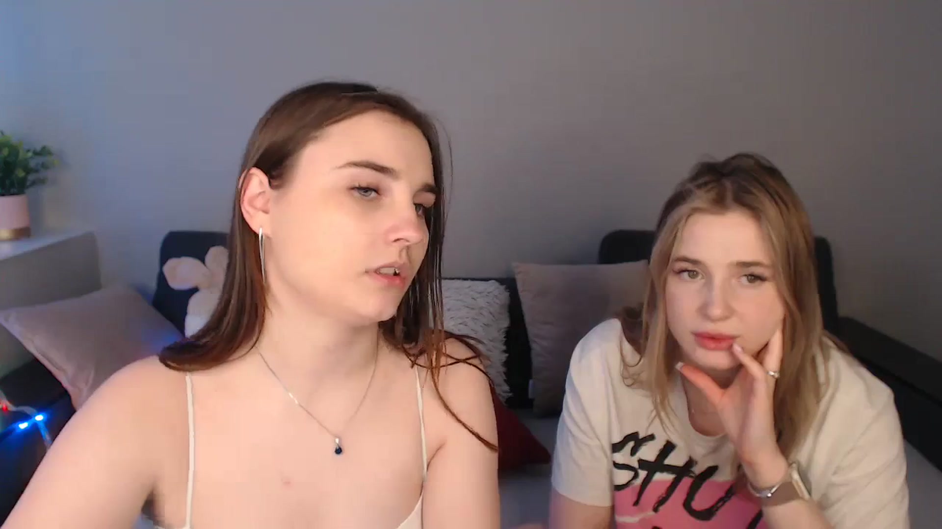 Gallery image thumbnail from LaneyGrey's myfreecams stream on, 03/05/2024, 14:53 image 5 of 20