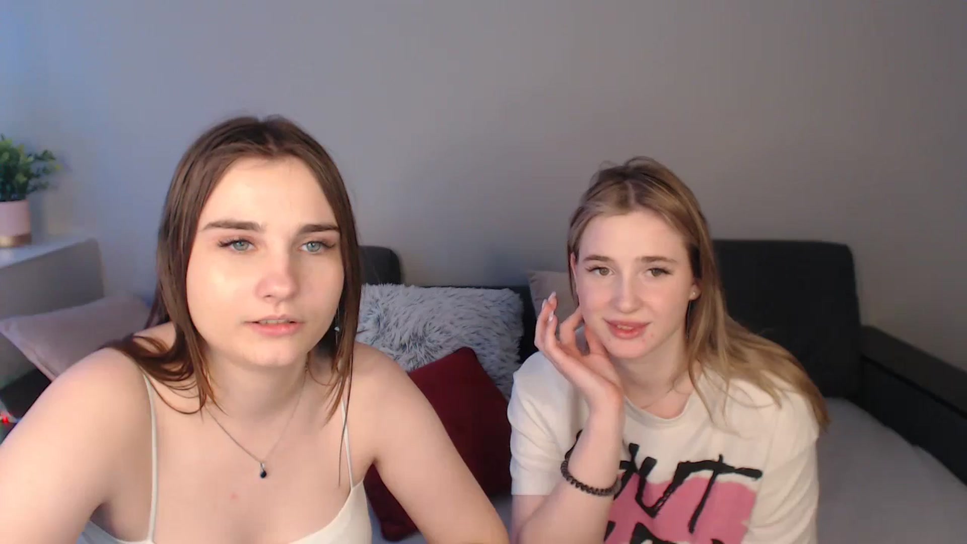 Gallery image thumbnail from LaneyGrey's myfreecams stream on, 03/05/2024, 14:53 image 20 of 20