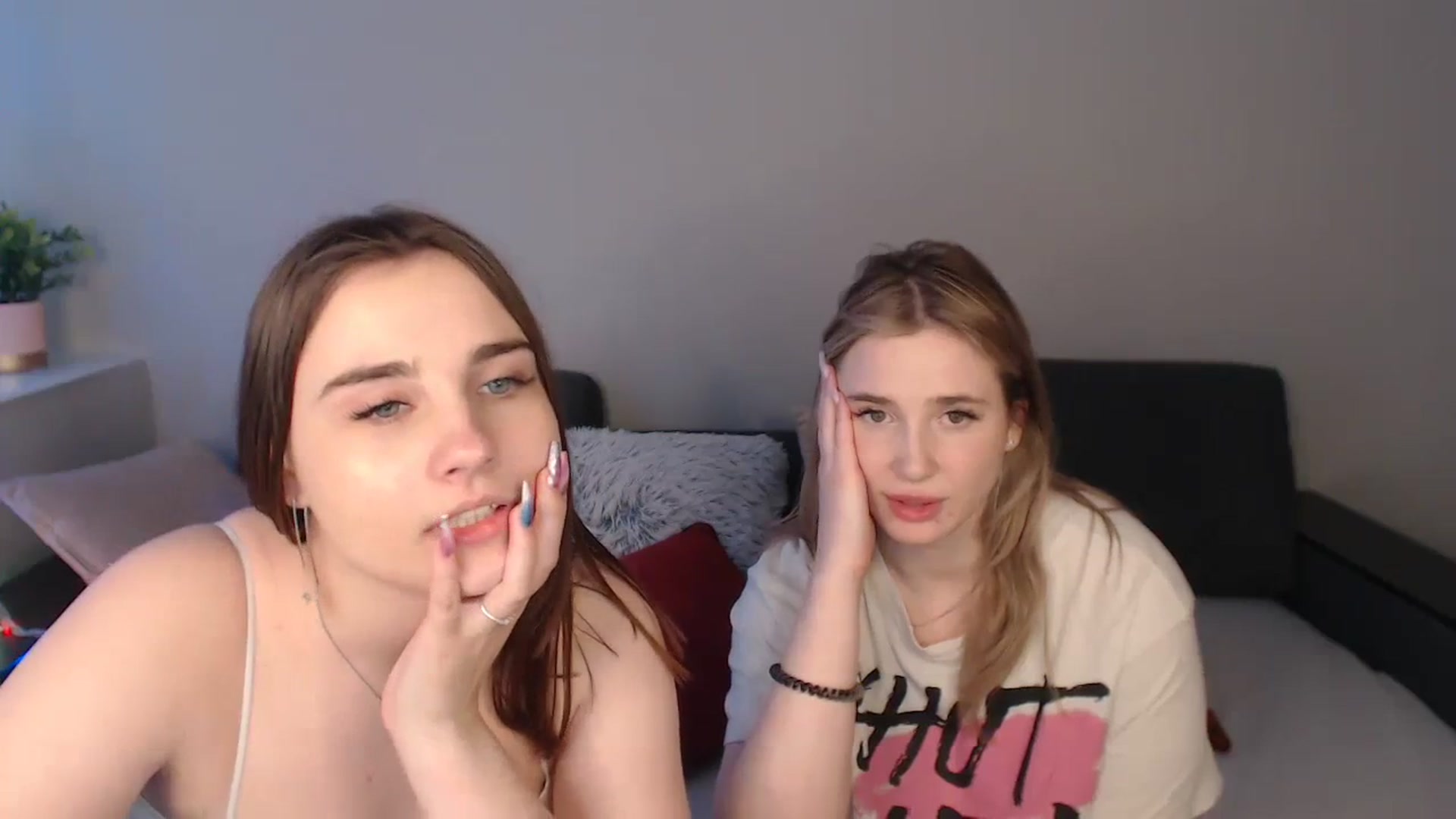 Gallery image thumbnail from LaneyGrey's myfreecams stream on, 03/05/2024, 14:53 image 16 of 20
