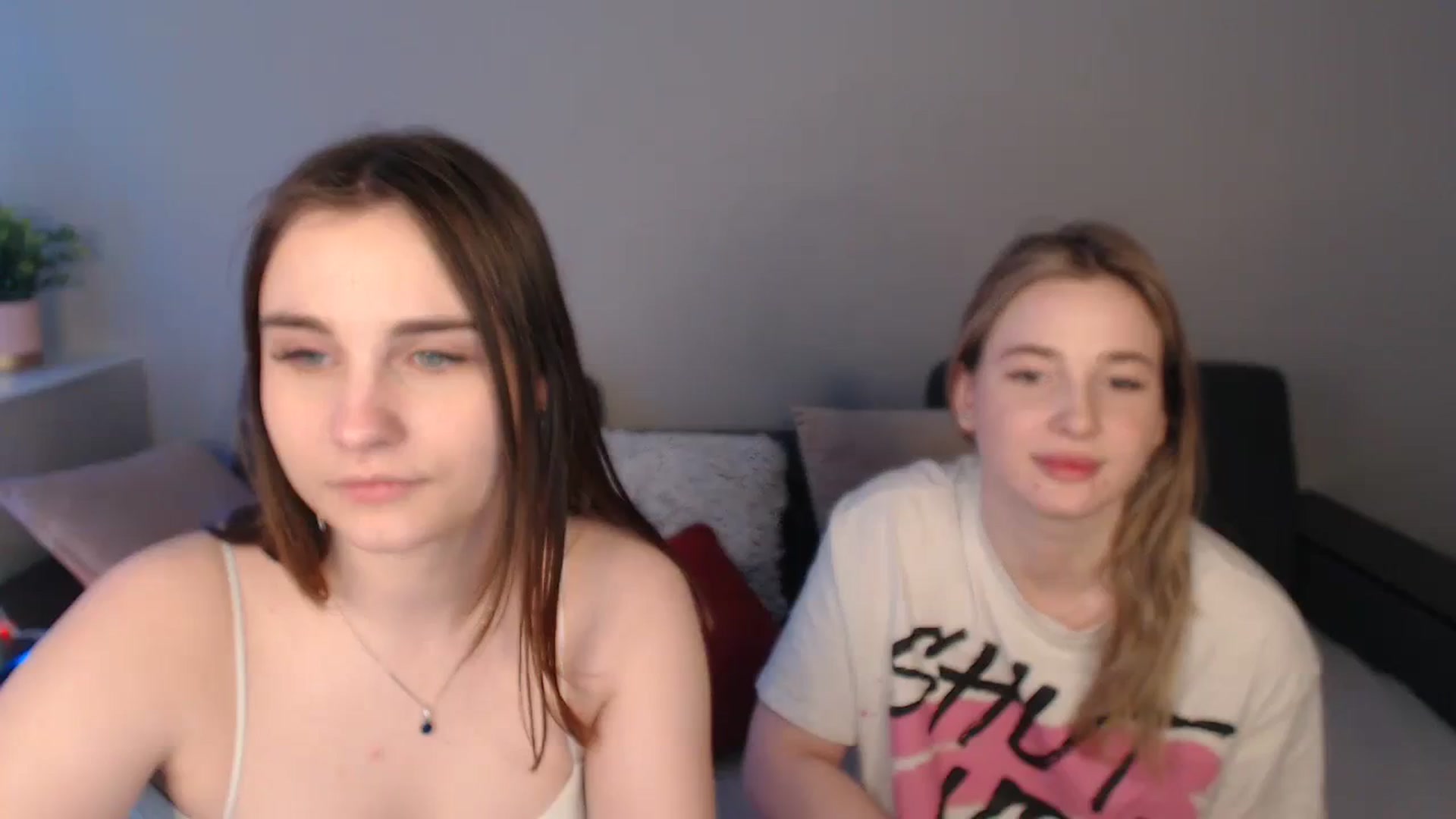 Gallery image thumbnail from LaneyGrey's myfreecams stream on, 03/05/2024, 14:53 image 17 of 20