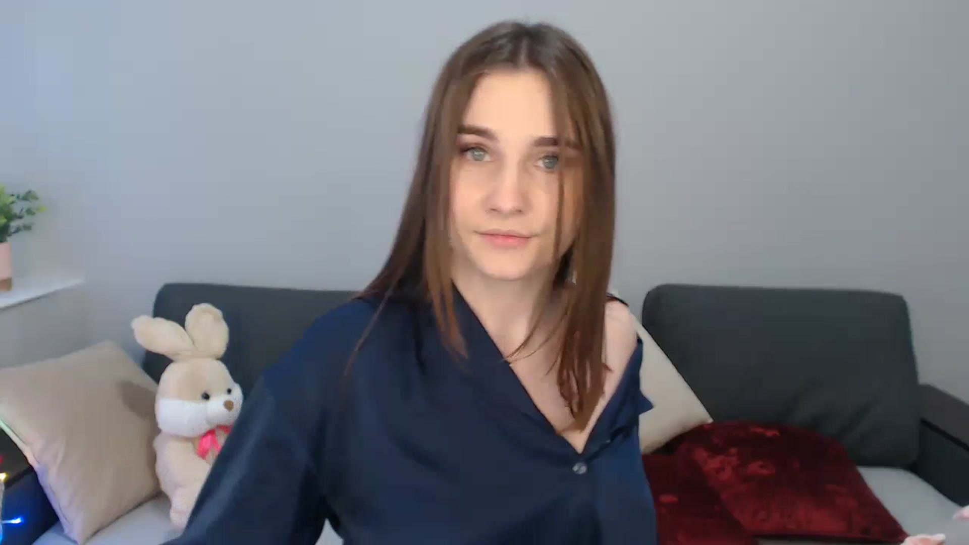 Gallery image thumbnail from LaneyGrey's myfreecams stream on, 03/06/2024, 14:10 image 4 of 20
