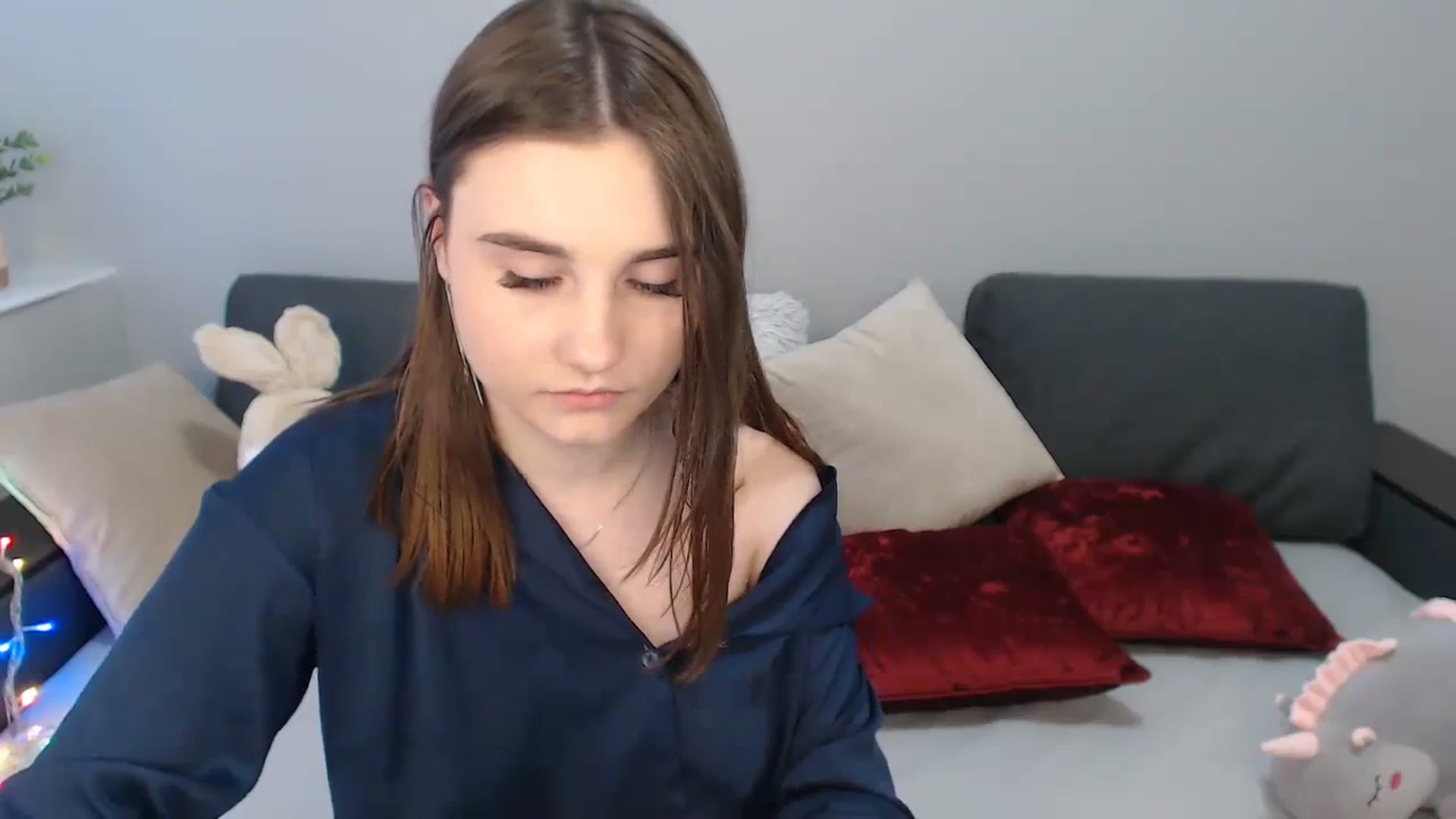 Gallery image thumbnail from LaneyGrey's myfreecams stream on, 03/06/2024, 14:10 image 5 of 20
