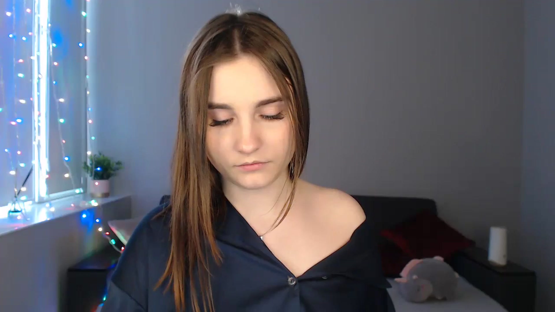 Gallery image thumbnail from LaneyGrey's myfreecams stream on, 03/06/2024, 14:10 image 17 of 20