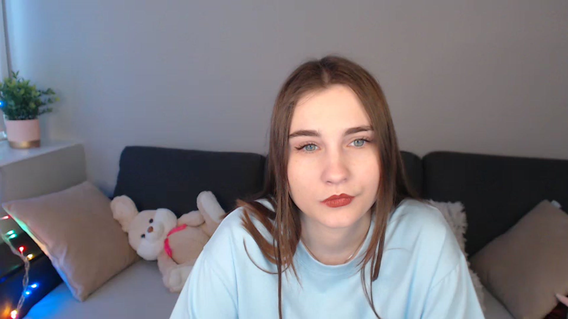 Gallery image thumbnail from LaneyGrey's myfreecams stream on, 03/11/2024, 11:39 image 13 of 20