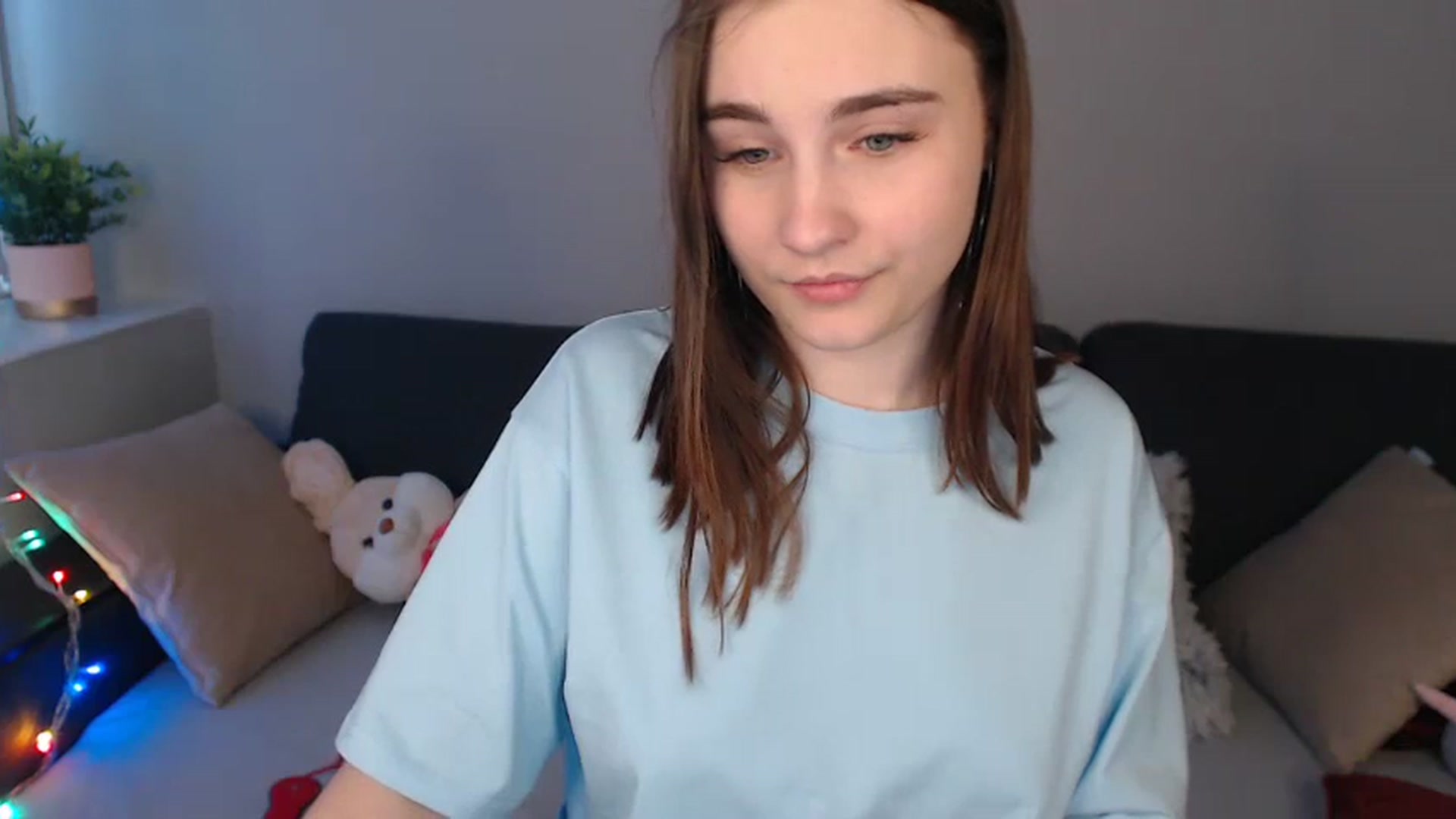 Gallery image thumbnail from LaneyGrey's myfreecams stream on, 03/11/2024, 11:39 image 20 of 20