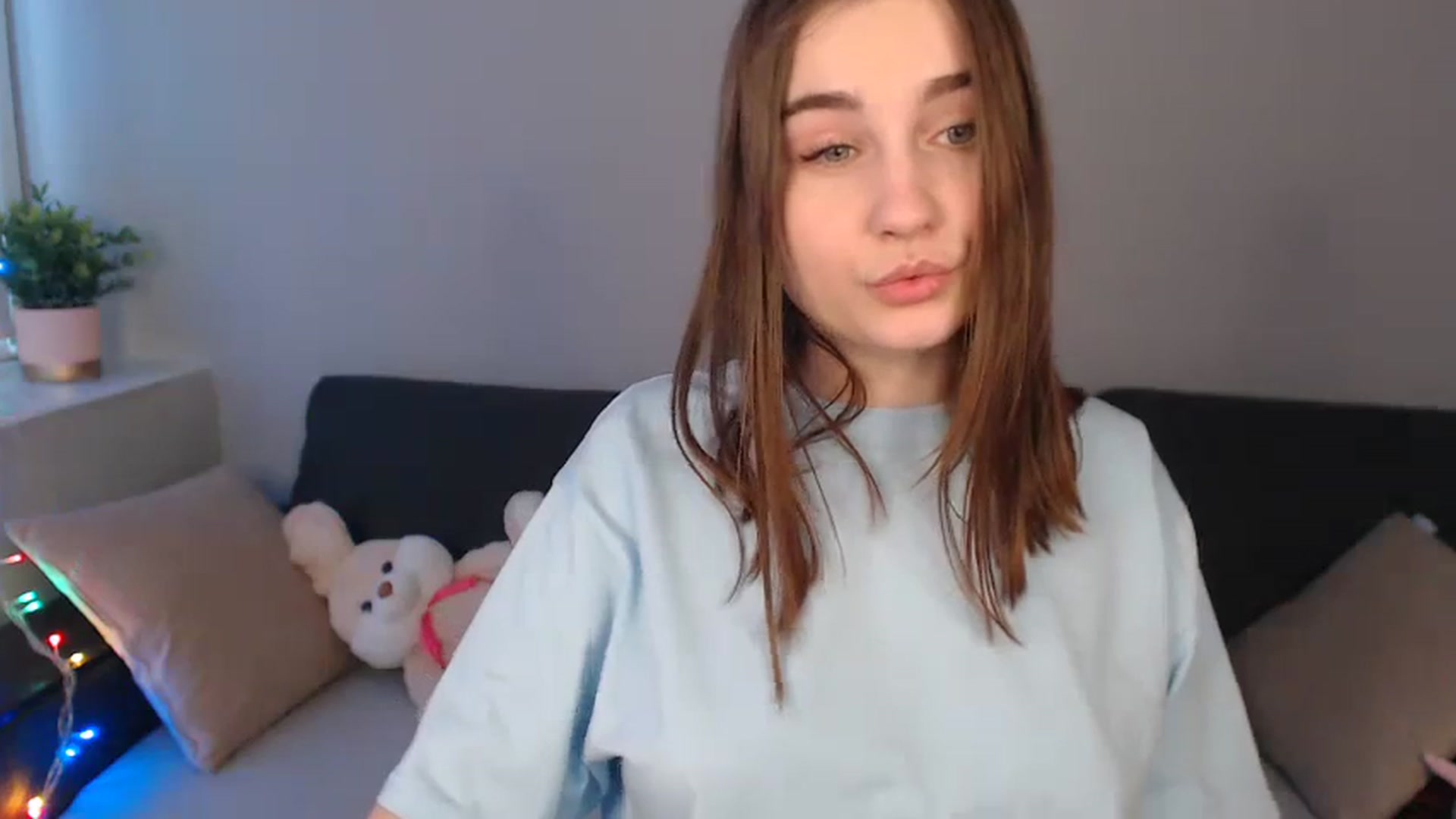 Gallery image thumbnail from LaneyGrey's myfreecams stream on, 03/11/2024, 11:39 image 17 of 20