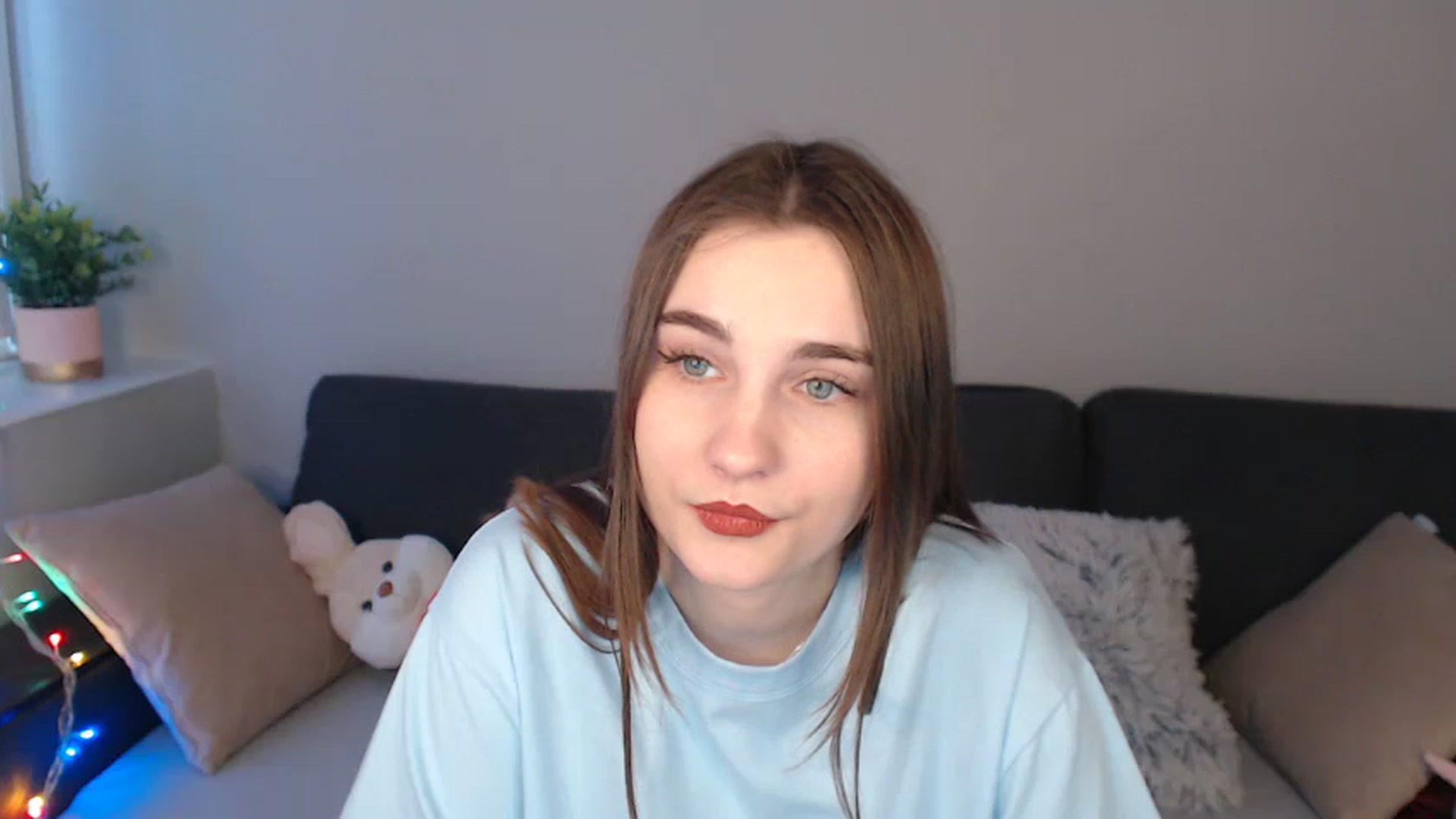 Gallery image thumbnail from LaneyGrey's myfreecams stream on, 03/11/2024, 11:39 image 12 of 20