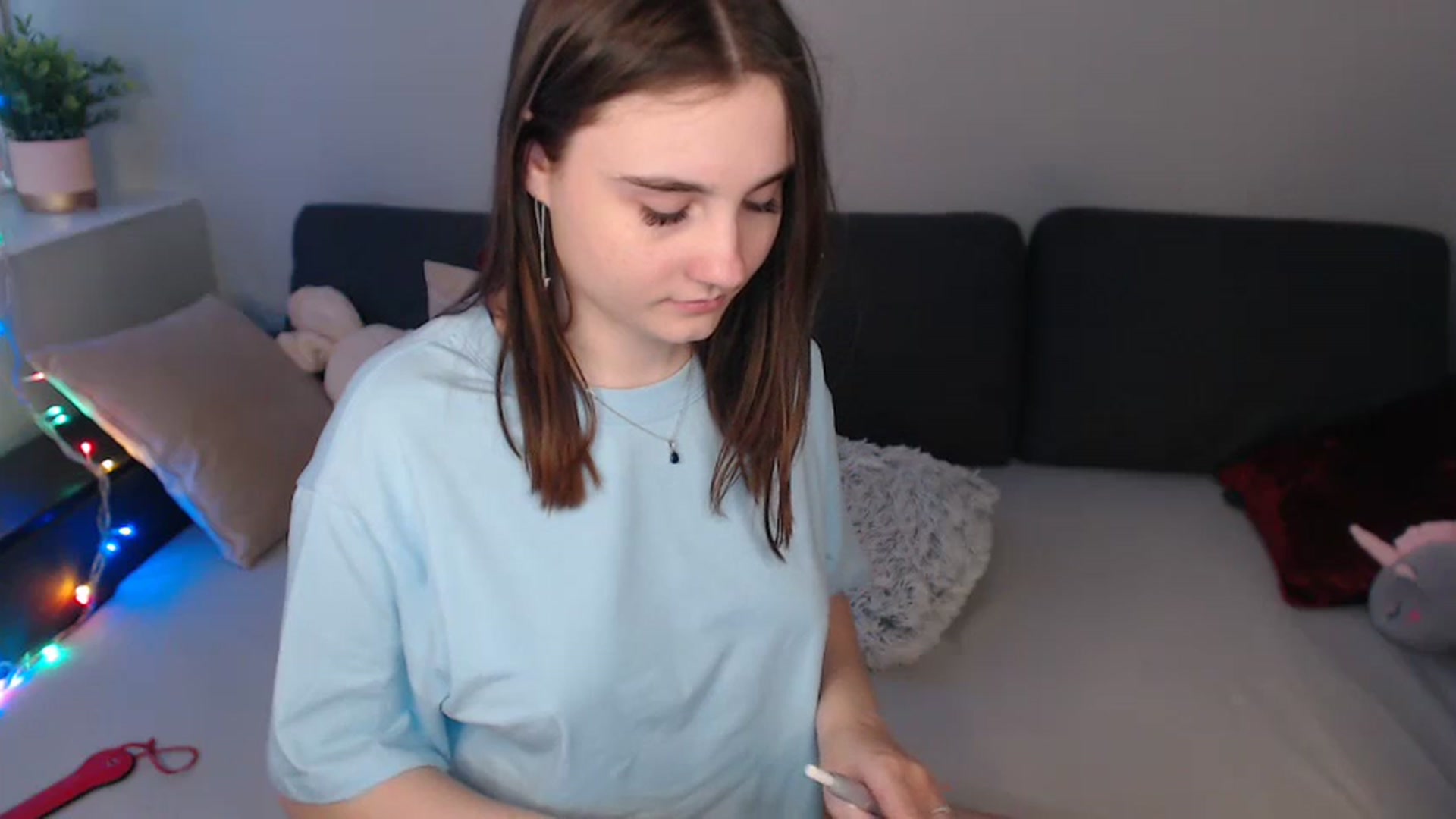 Gallery image thumbnail from LaneyGrey's myfreecams stream on, 03/11/2024, 14:46 image 5 of 20