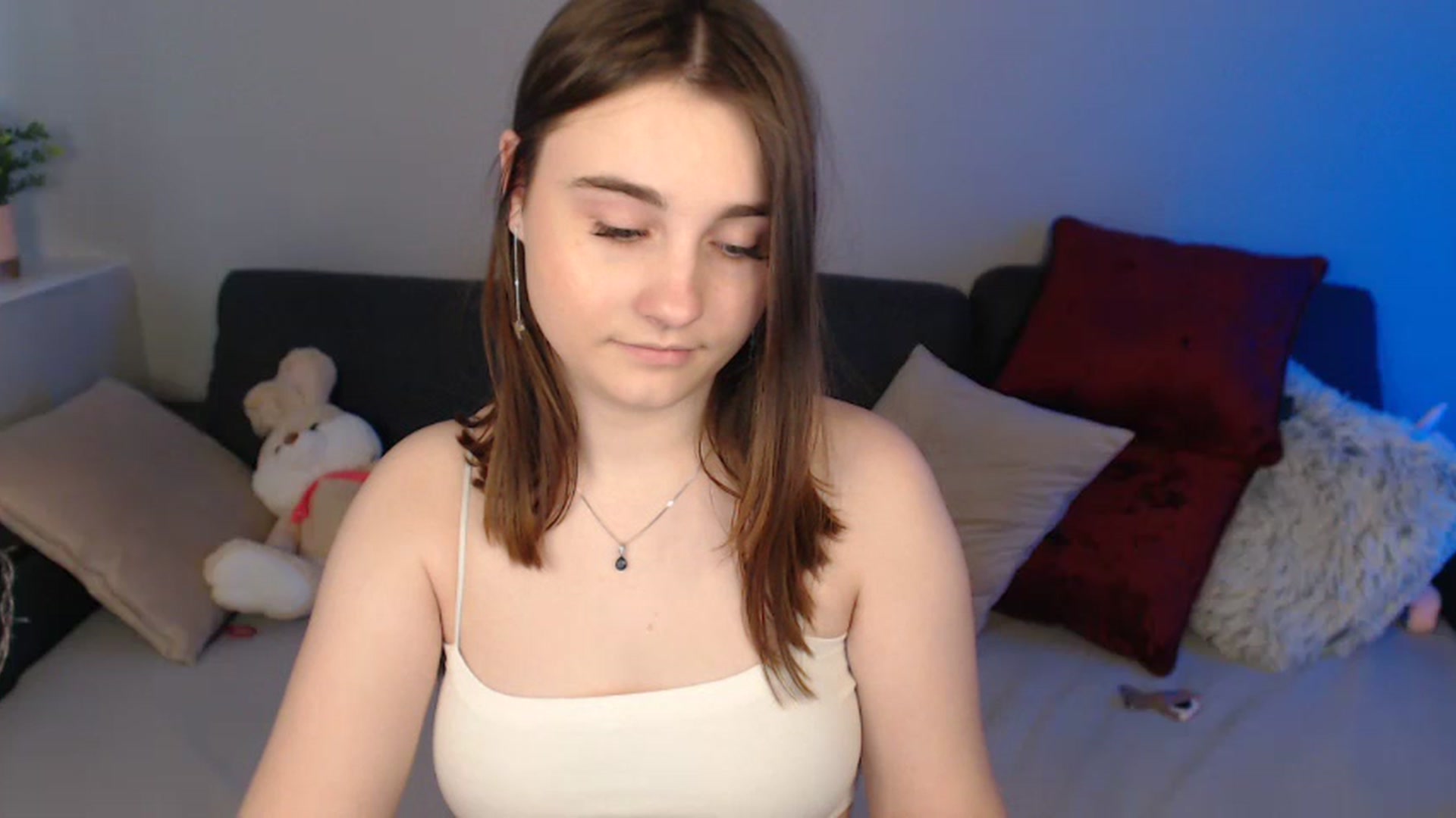 Gallery image thumbnail from LaneyGrey's myfreecams stream on, 03/13/2024, 12:19 image 11 of 20